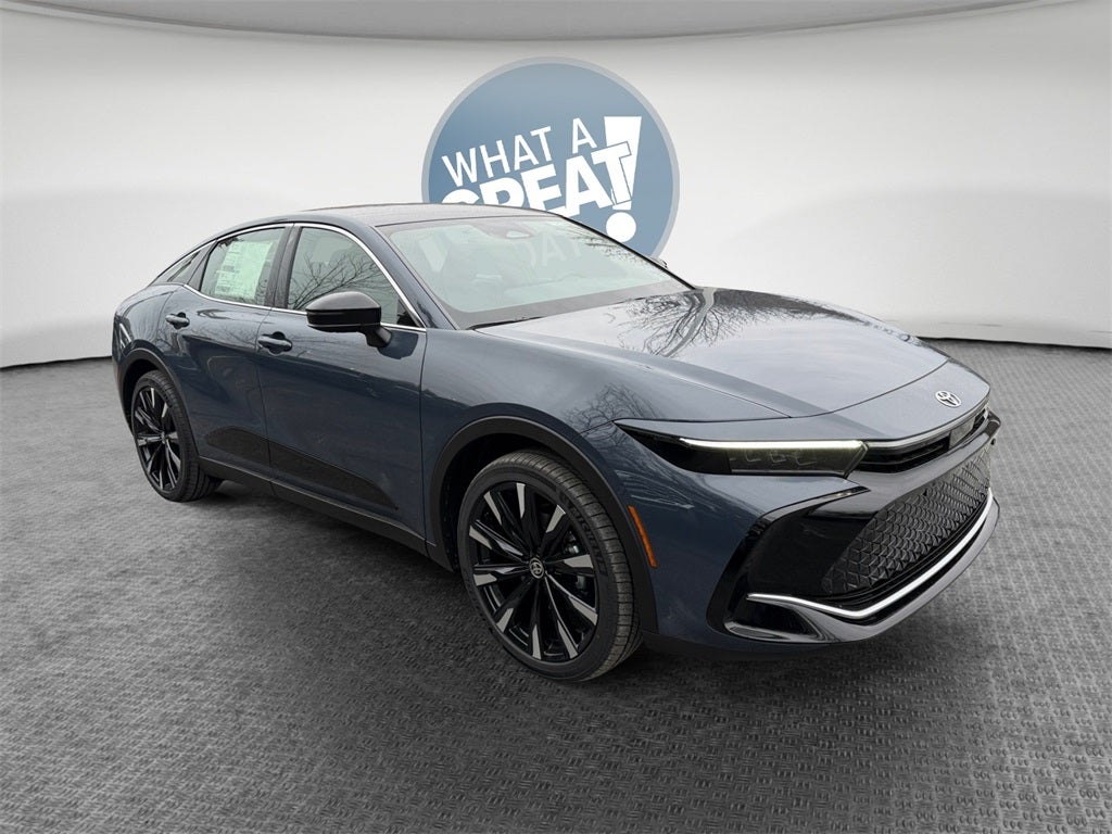 2026 Toyota Crown Platinum AWD