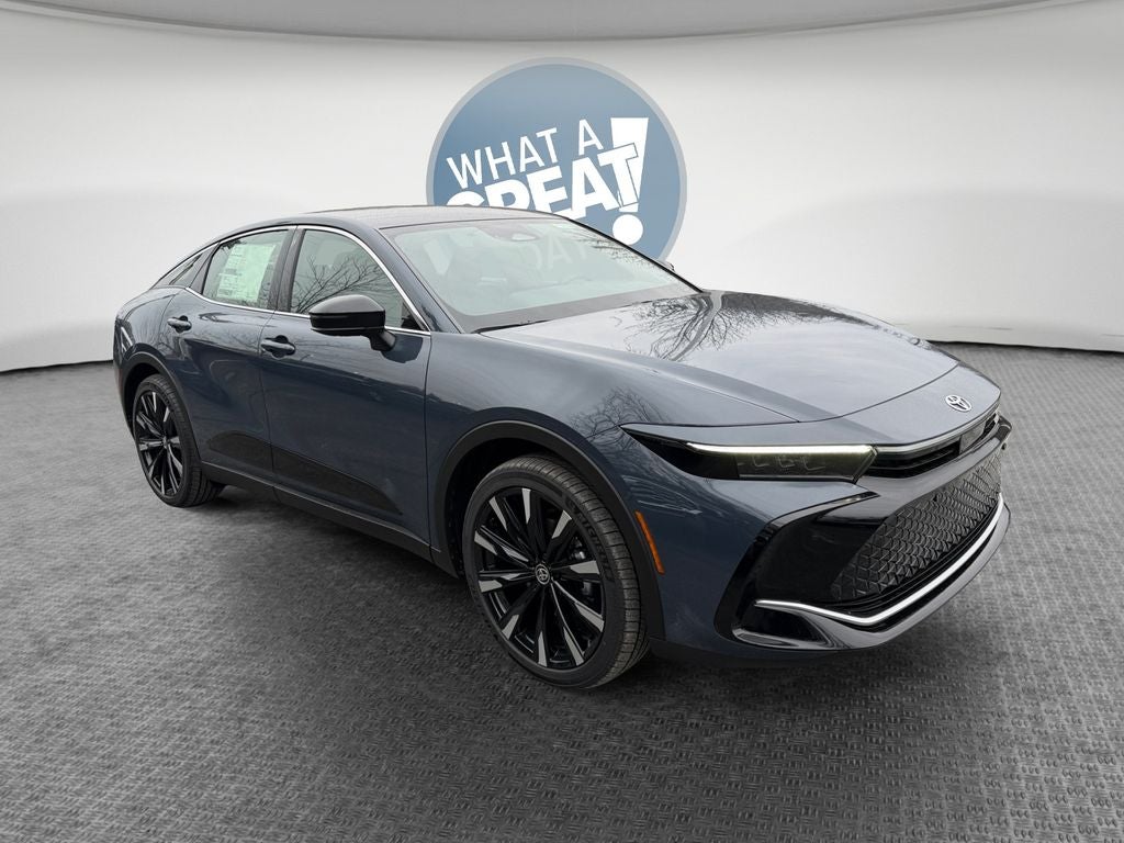 2026 Toyota Crown Platinum AWD