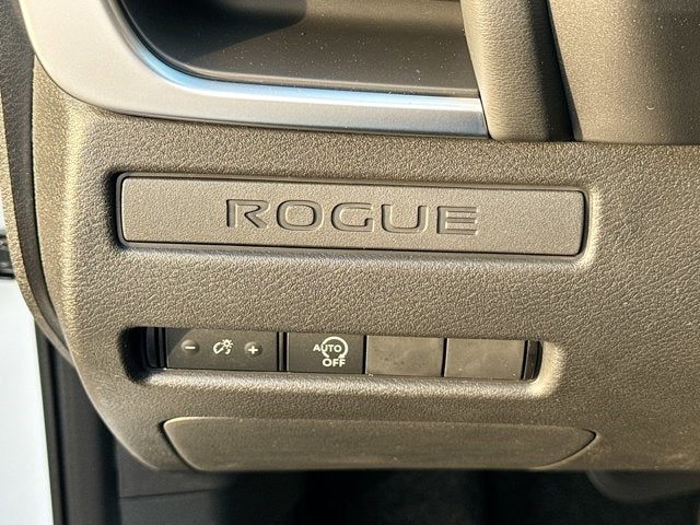 2024 Nissan Rogue S 10