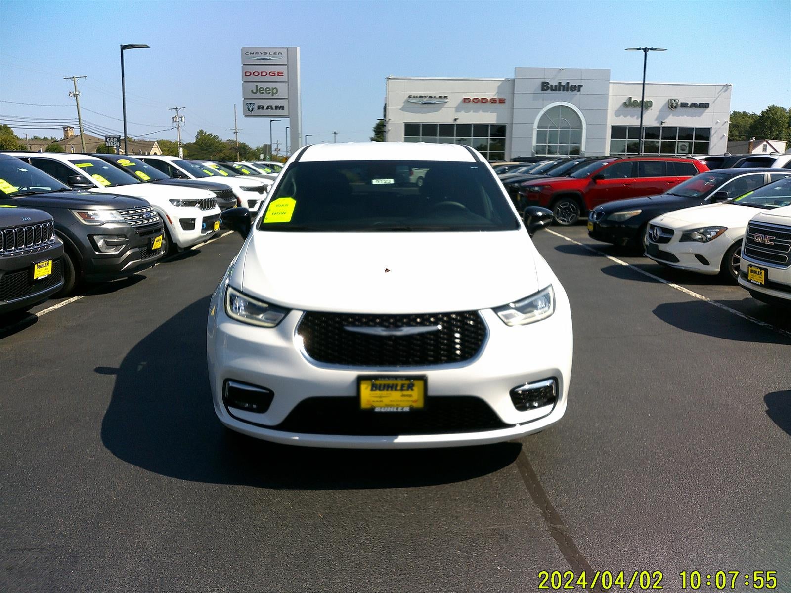2026 Chrysler Pacifica