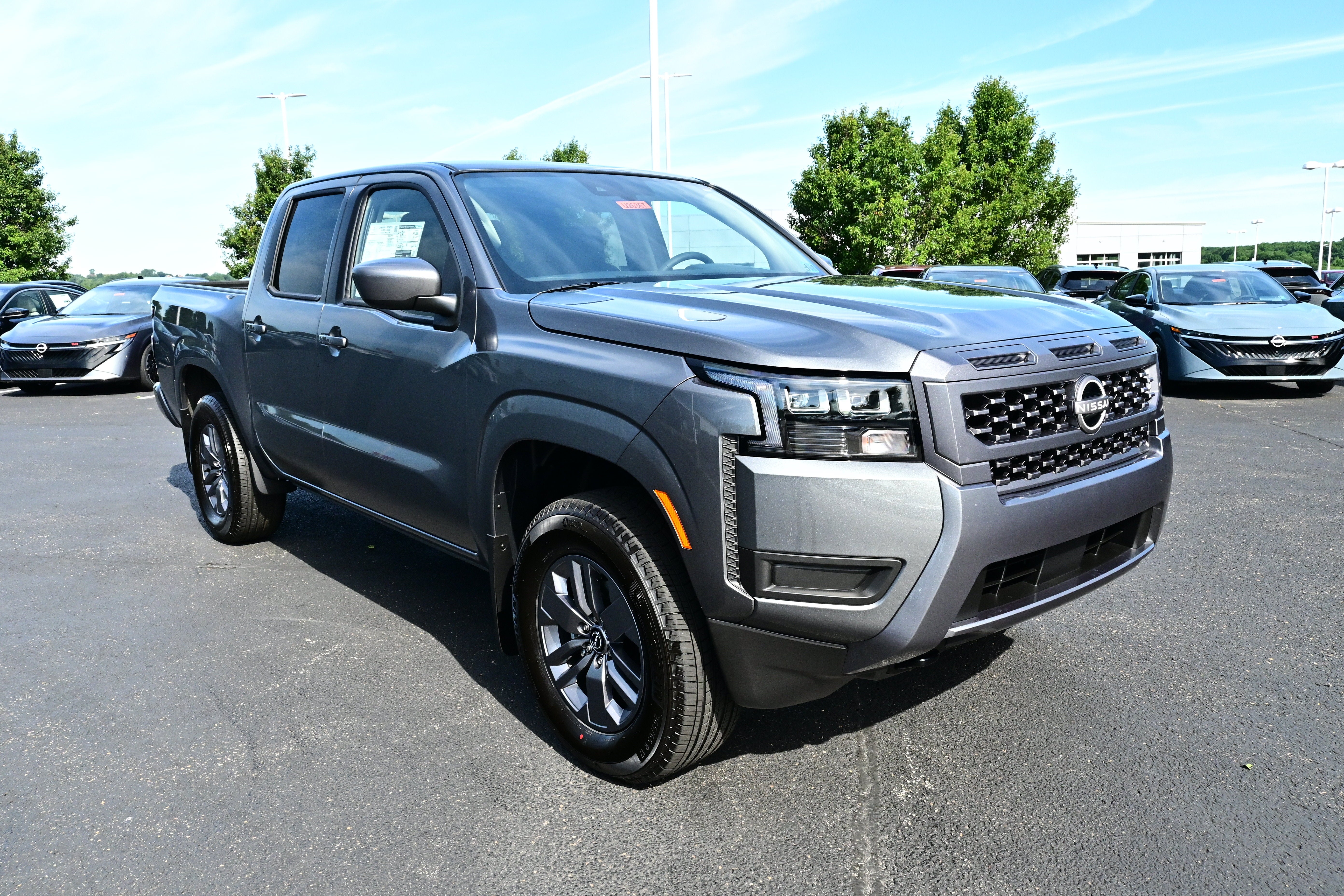 Gray (Gun Metallic) 2026 Nissan Frontier Pickup Truck Four-Wheel Drive Automatic