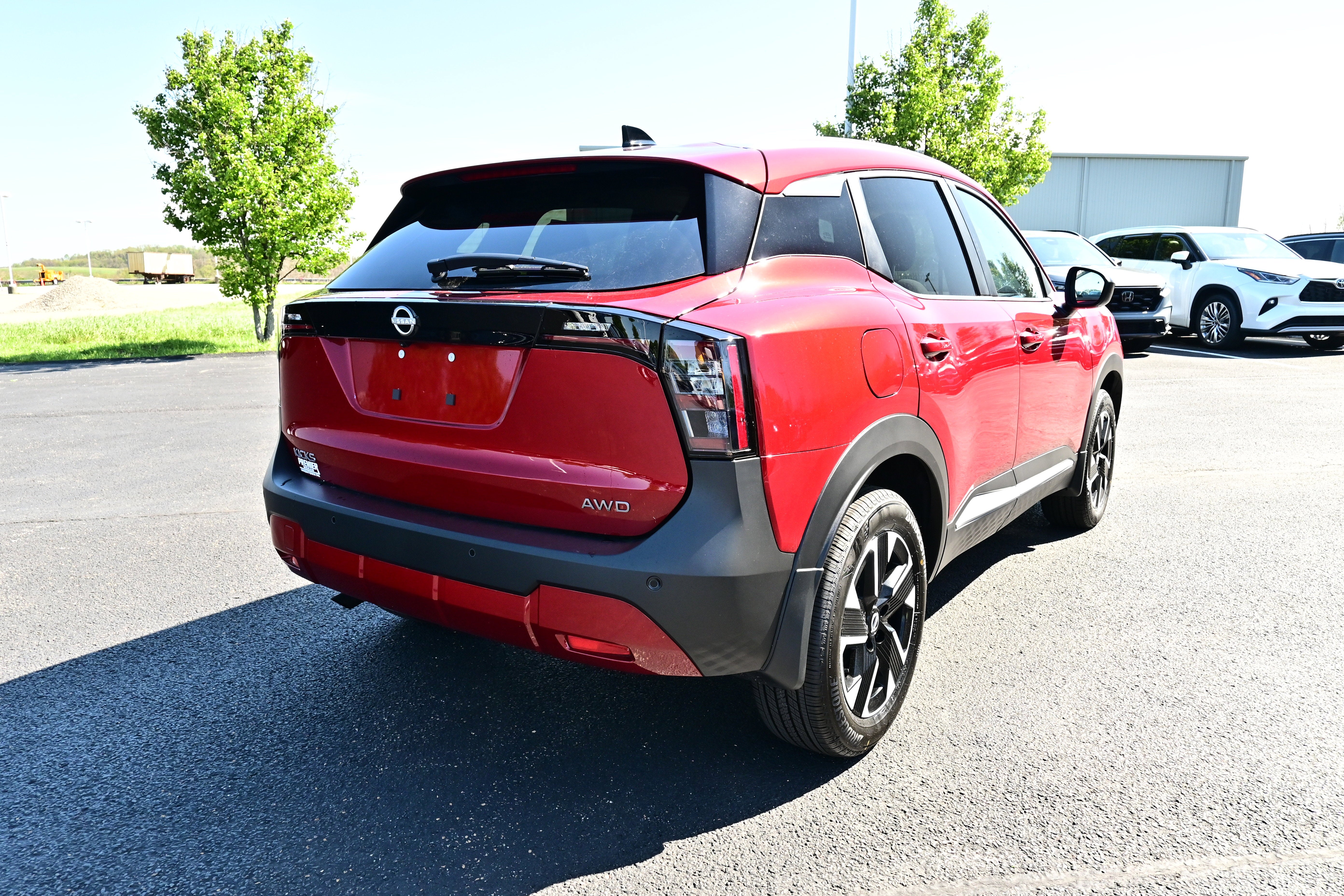 View vehicle photo 5