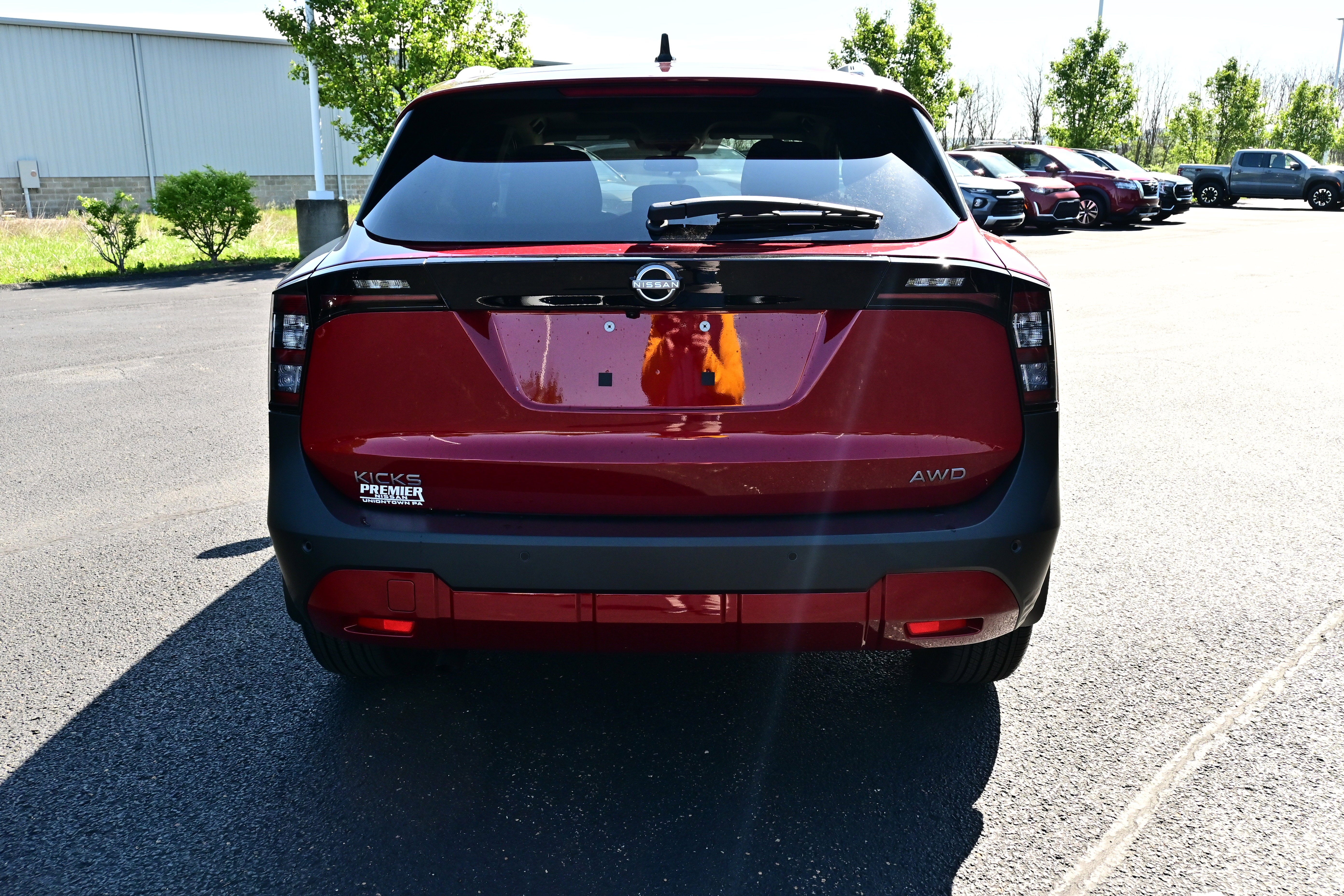 View vehicle photo 6