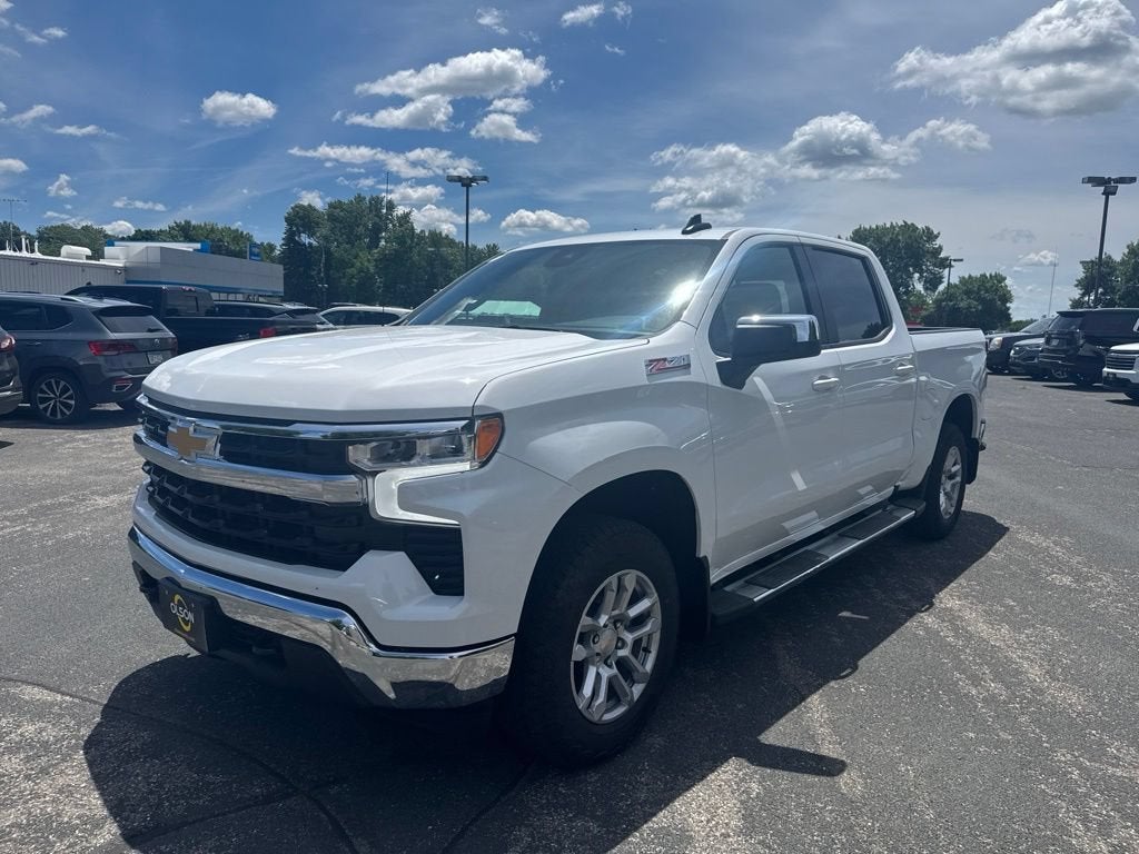 Summit White 2026 Chevrolet Silverado 1500 Pickup Truck Four-Wheel Drive Automatic