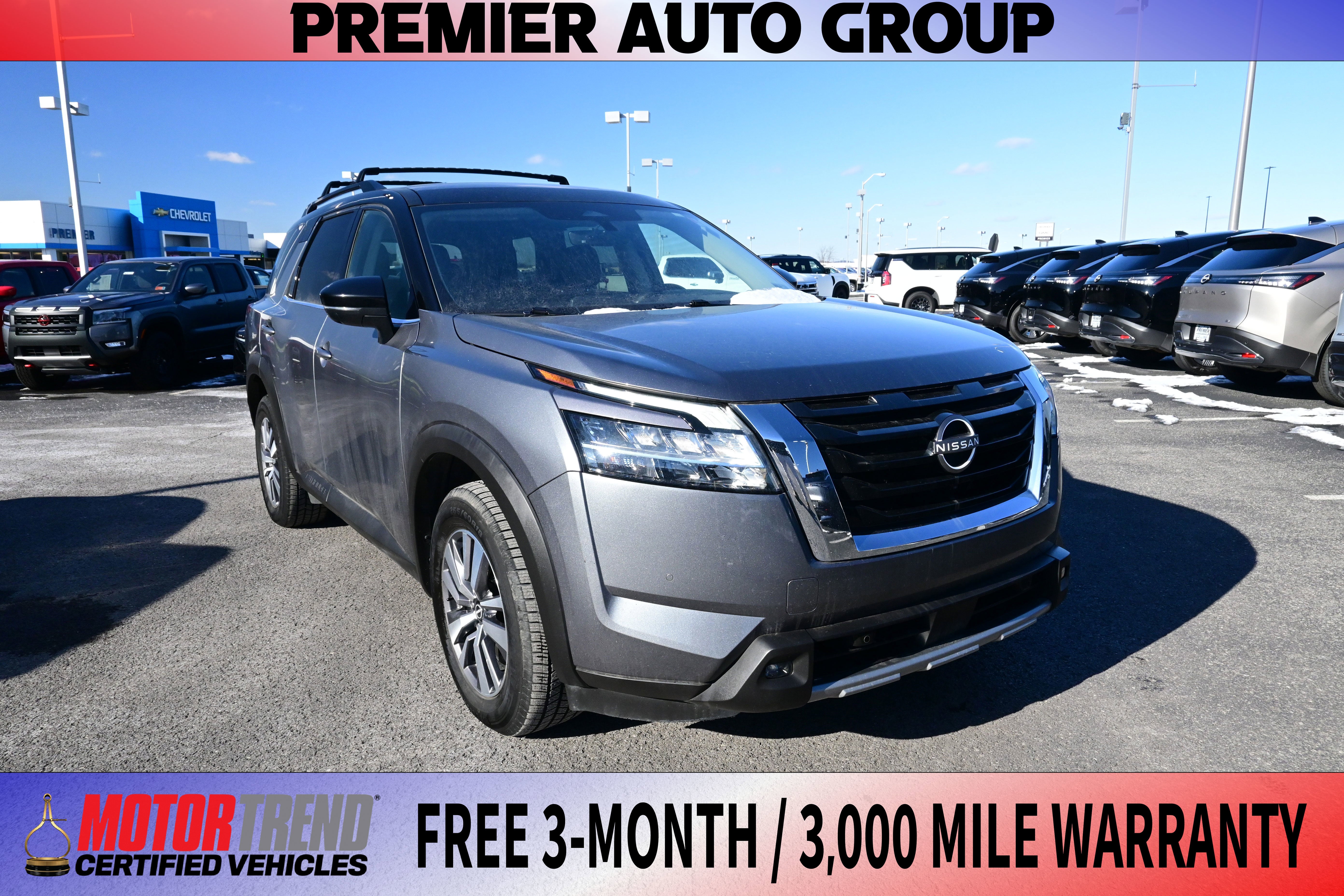 2023 Nissan Pathfinder SL 4WD