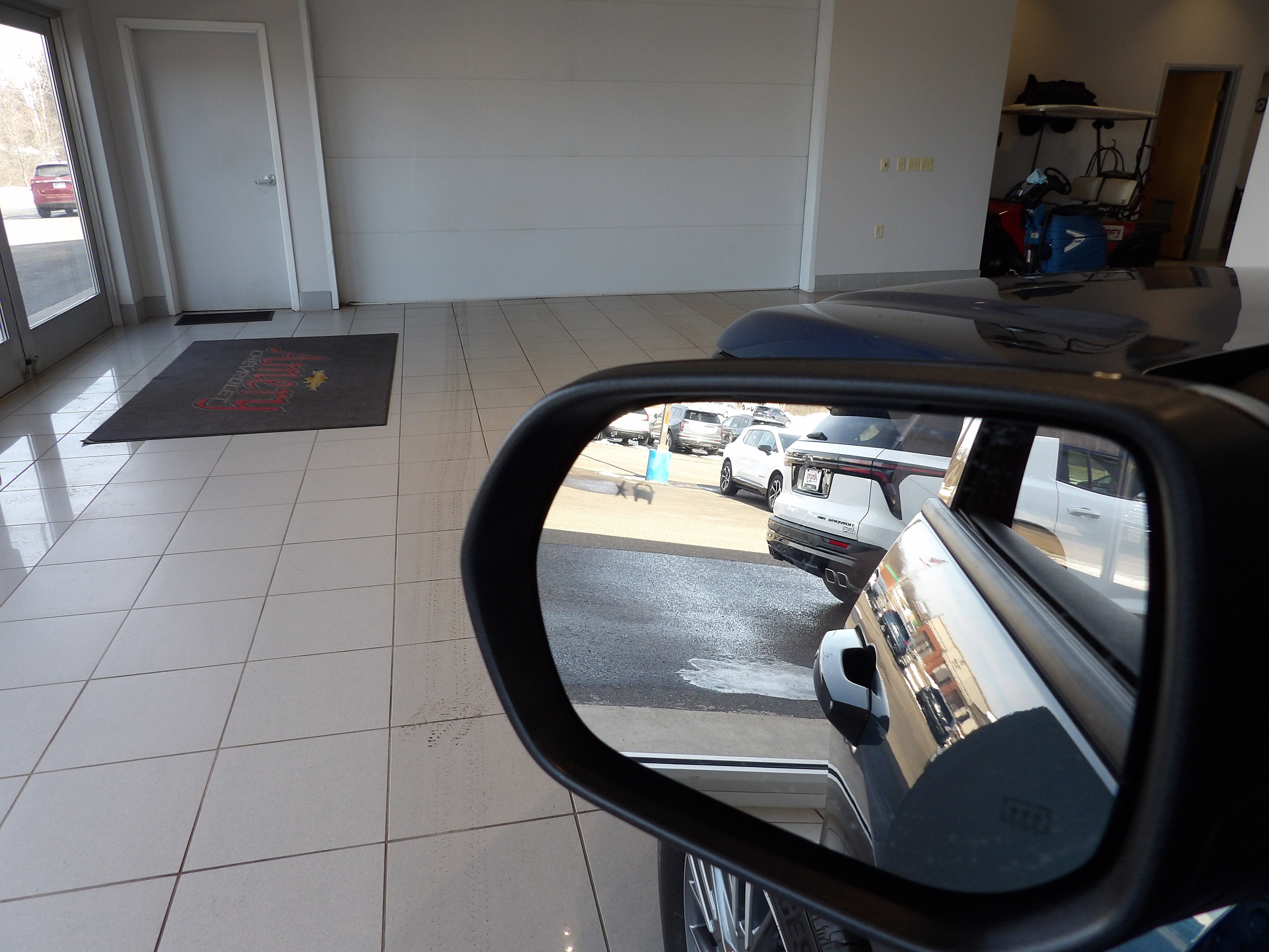 View vehicle photo 7