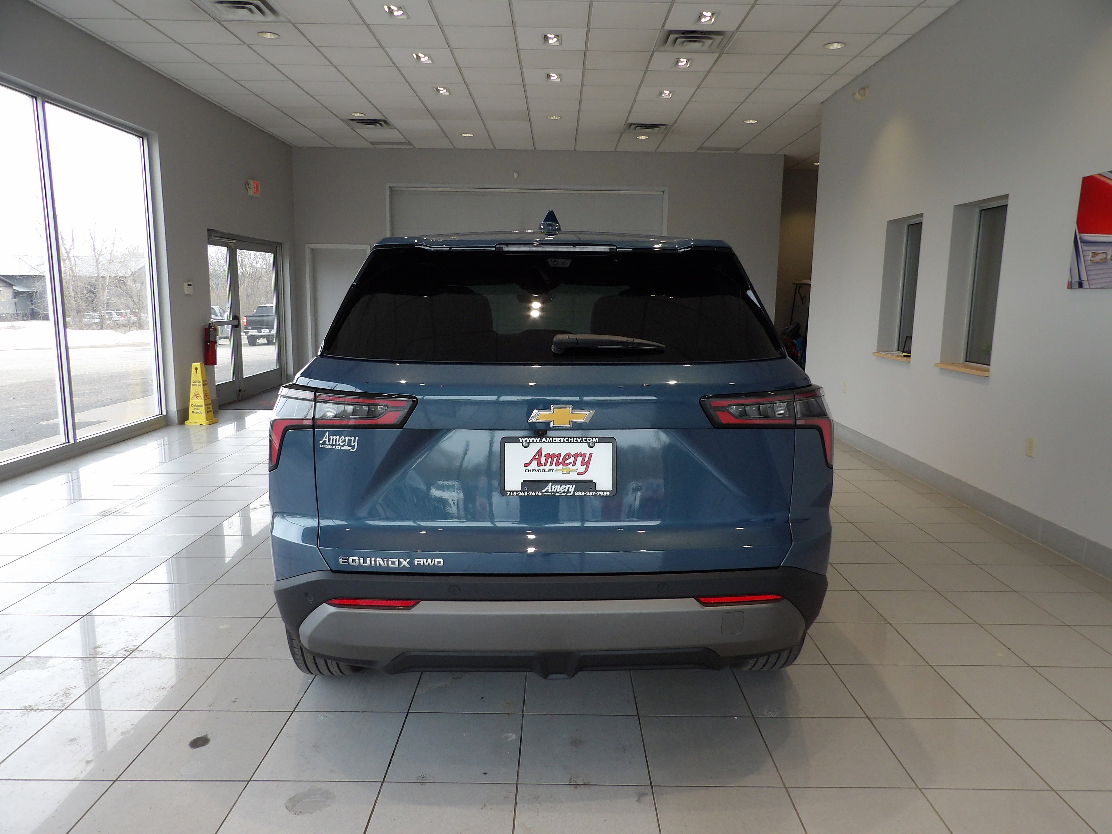 View vehicle photo 5