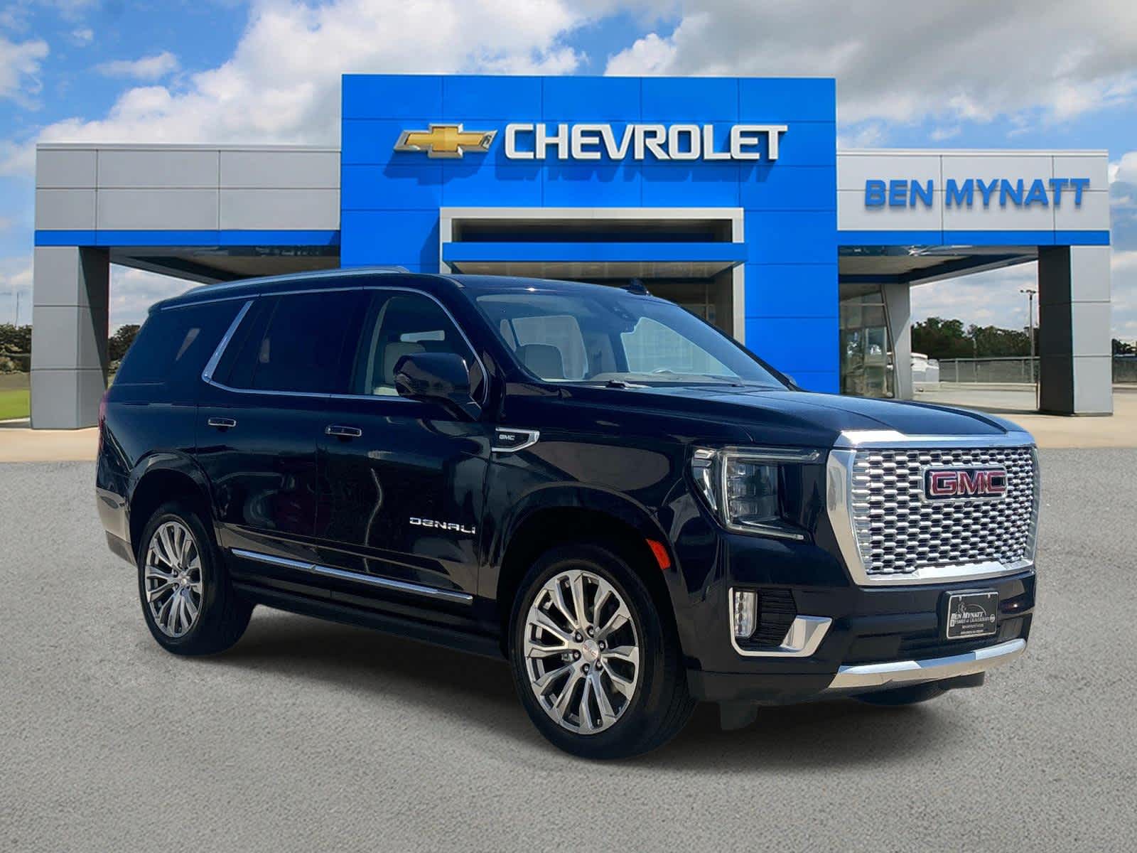  2023 GMC Yukon Denali 4WD   