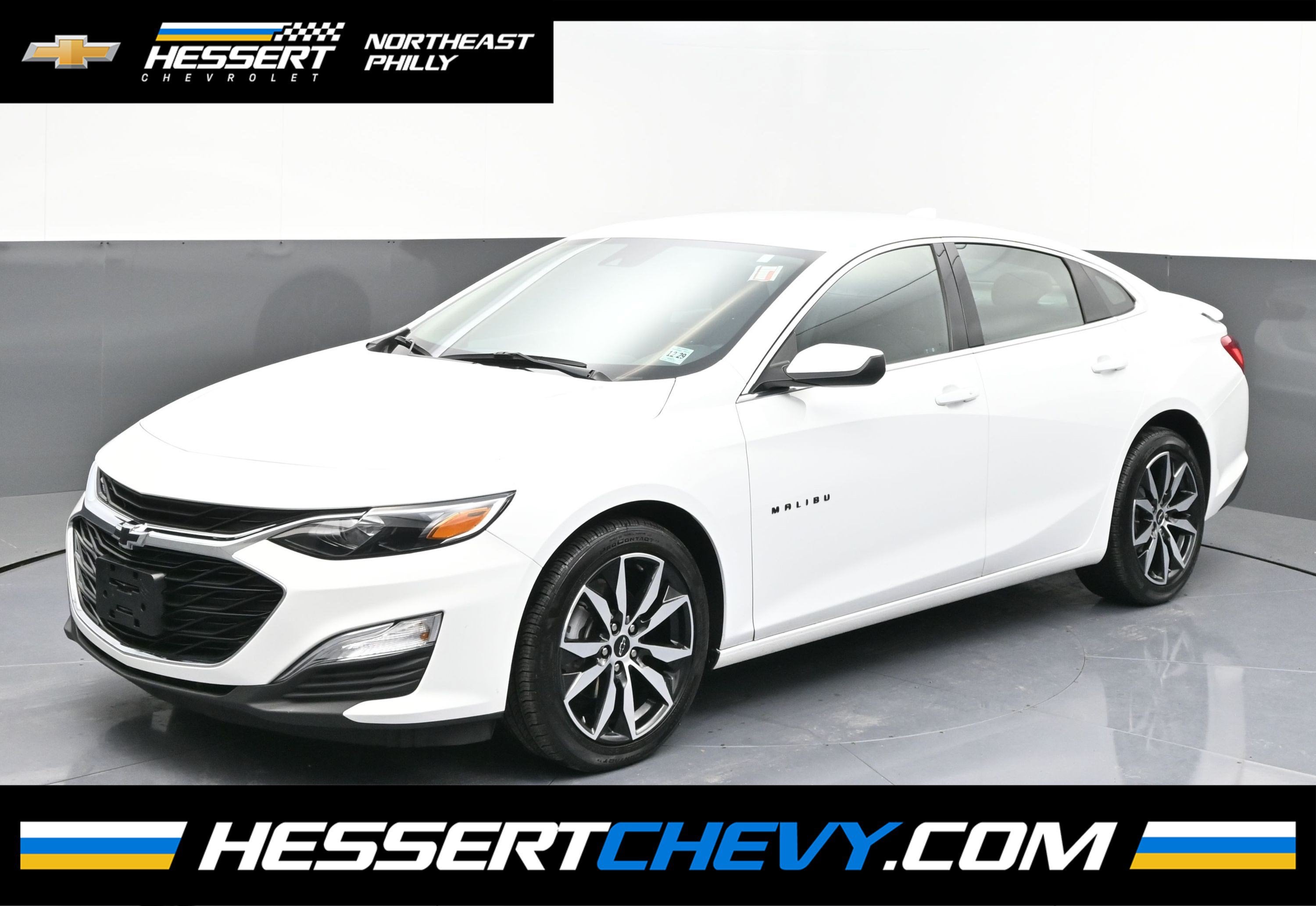 Summit White 2024 Chevrolet Malibu Sedan Front-Wheel Drive Automatic