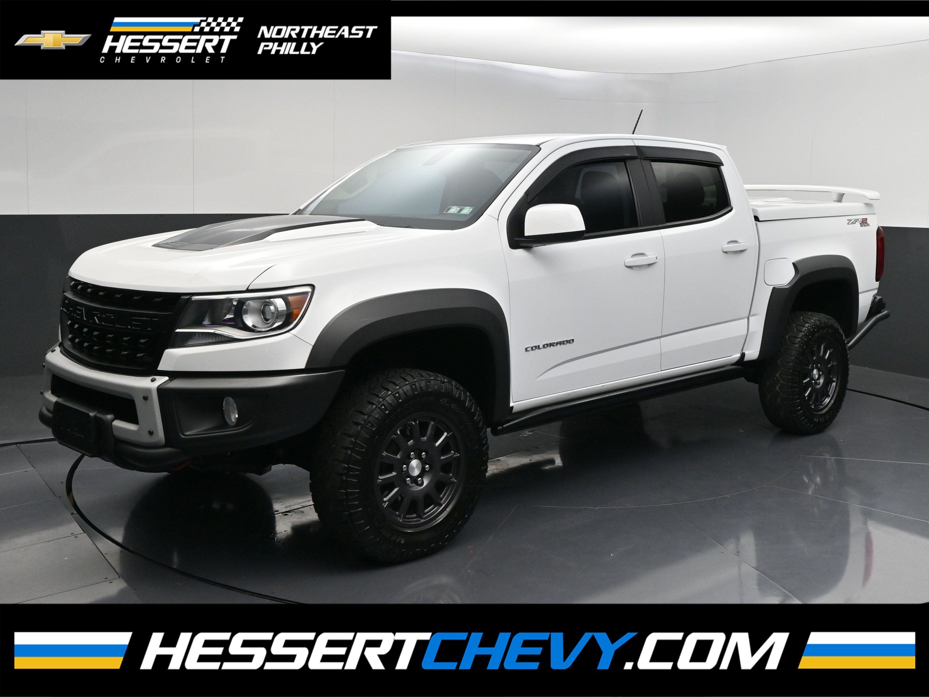 Summit White 2022 Chevrolet Colorado Pickup Truck Four-Wheel Drive Automatic