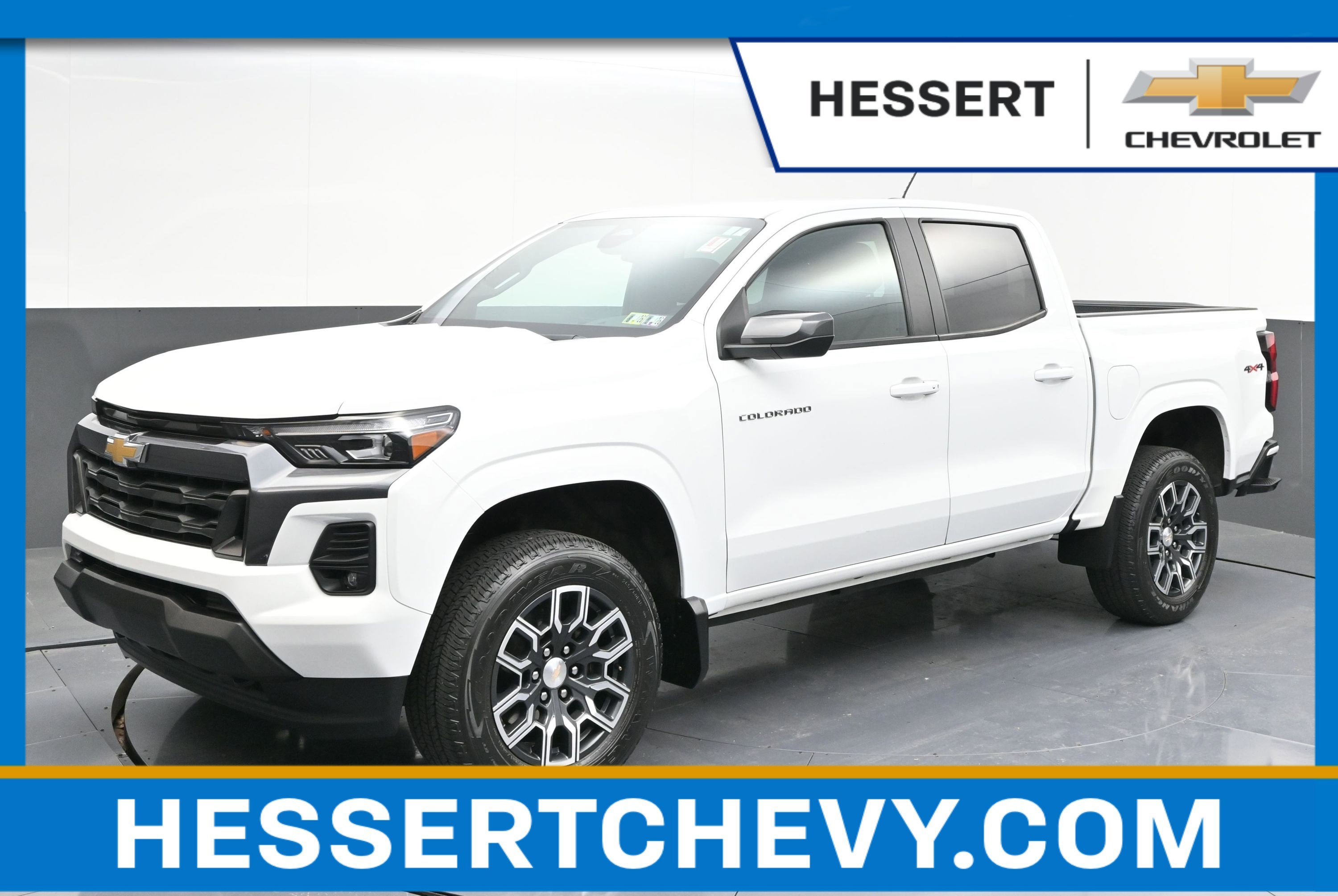 Summit White 2023 Chevrolet Colorado Pickup Truck Four-Wheel Drive Automatic