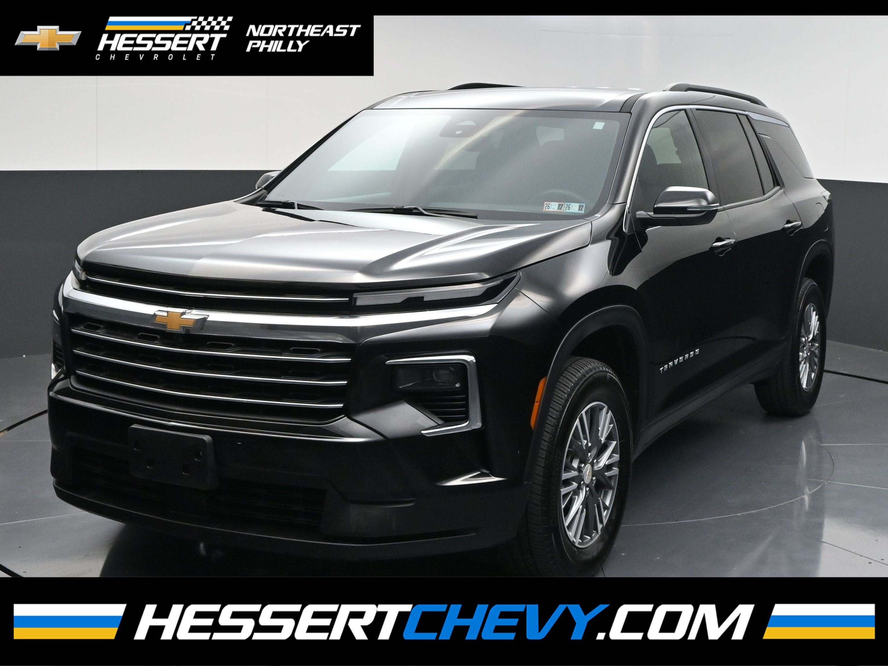 Mosaic Black Metallic 2025 Chevrolet Traverse SUV / Crossover Front-Wheel Drive Automatic