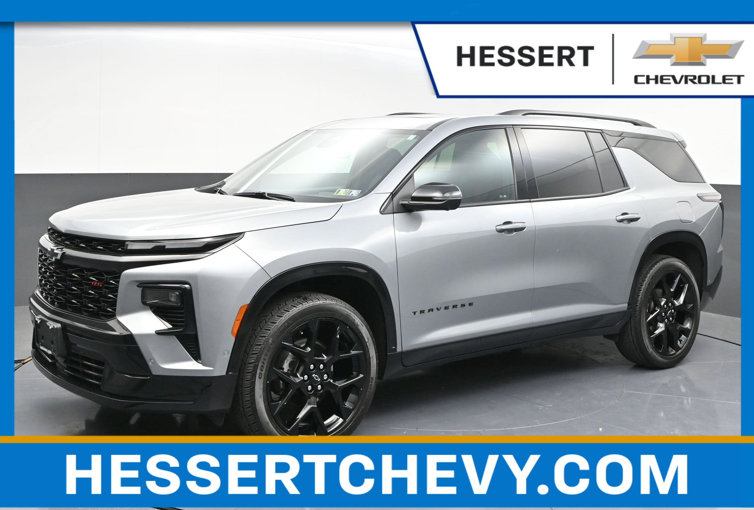 Sterling Gray Metallic 2024 Chevrolet Traverse SUV / Crossover Front-Wheel Drive Automatic