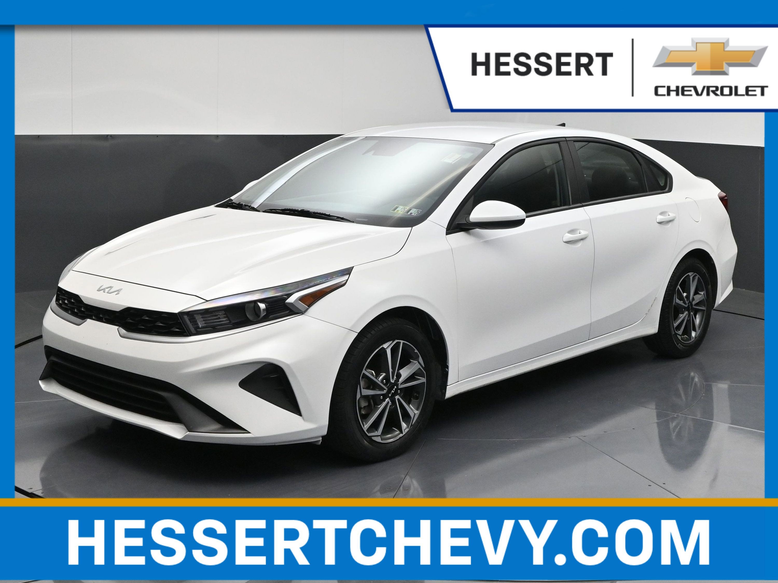 White 2023 Kia Forte LXS FWD Sedan Front-Wheel Drive Automatic