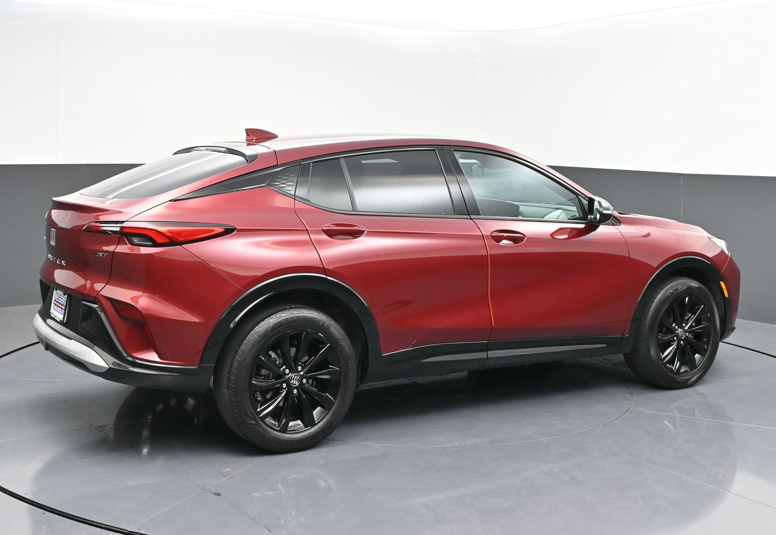 View vehicle photo 7