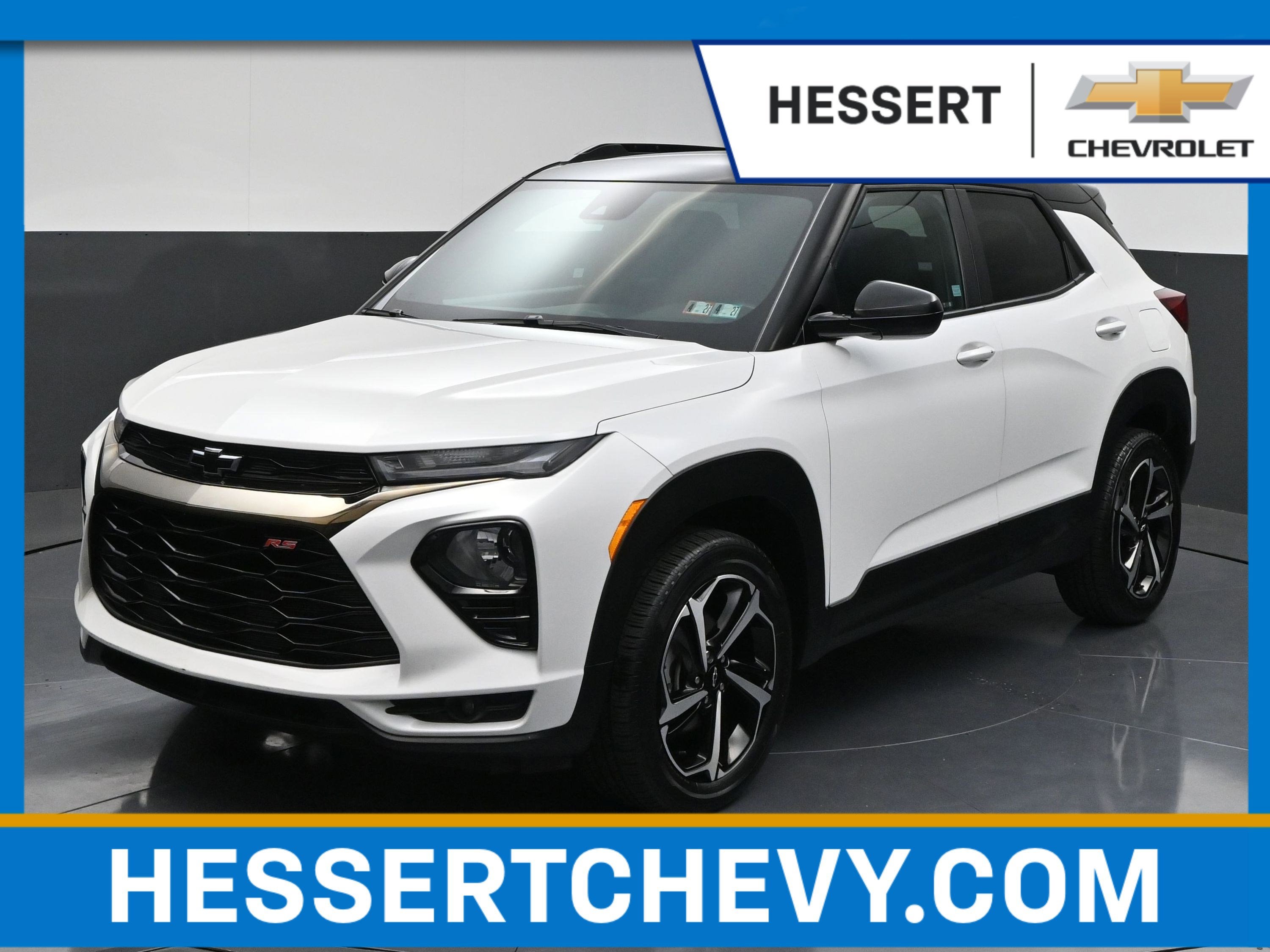 White (Iridescent Pearl Tricoat) 2023 Chevrolet Trailblazer SUV / Crossover Four-Wheel Drive Automatic