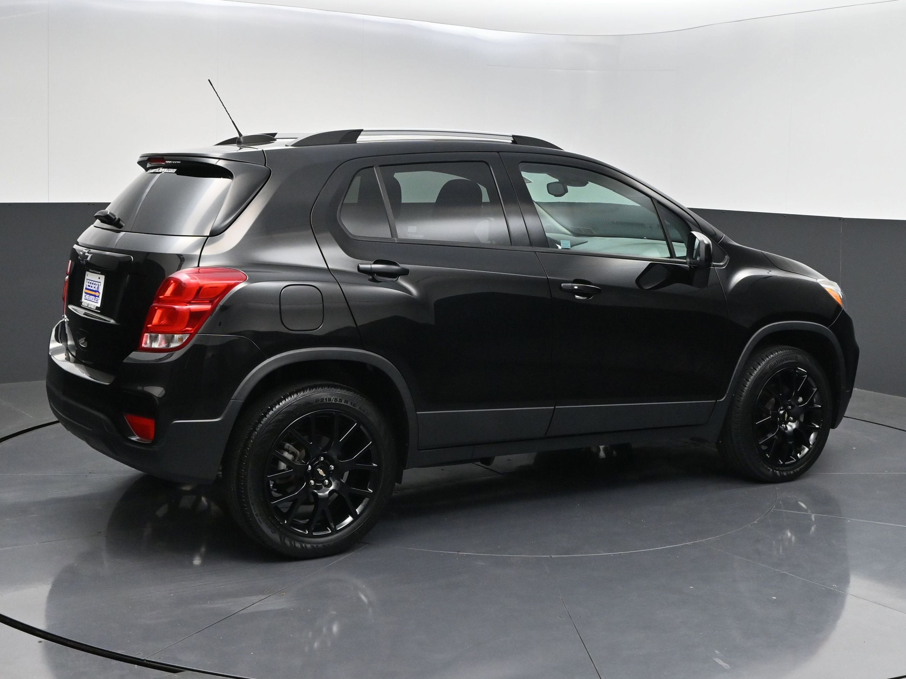View vehicle photo 7