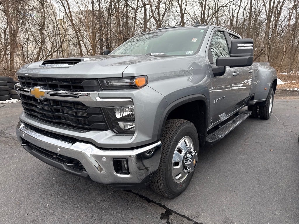 2026 Chevrolet Silverado 3500HD LT Crew Cab LB DRW 4WD