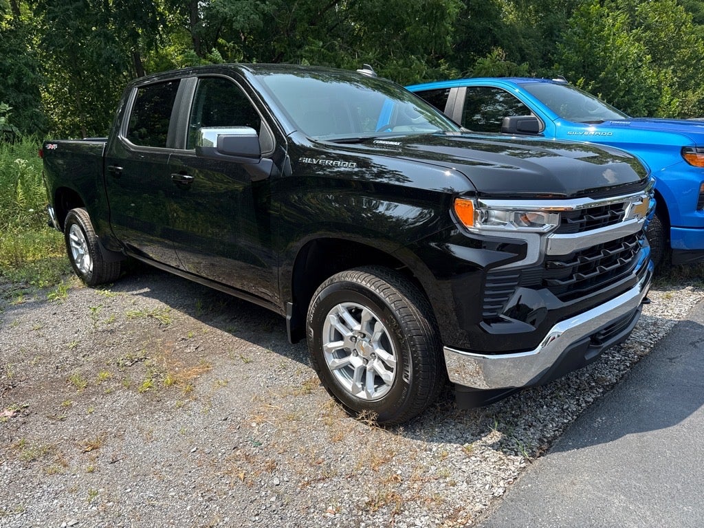 2026 Chevrolet Silverado 1500 LT Crew Cab 4WD