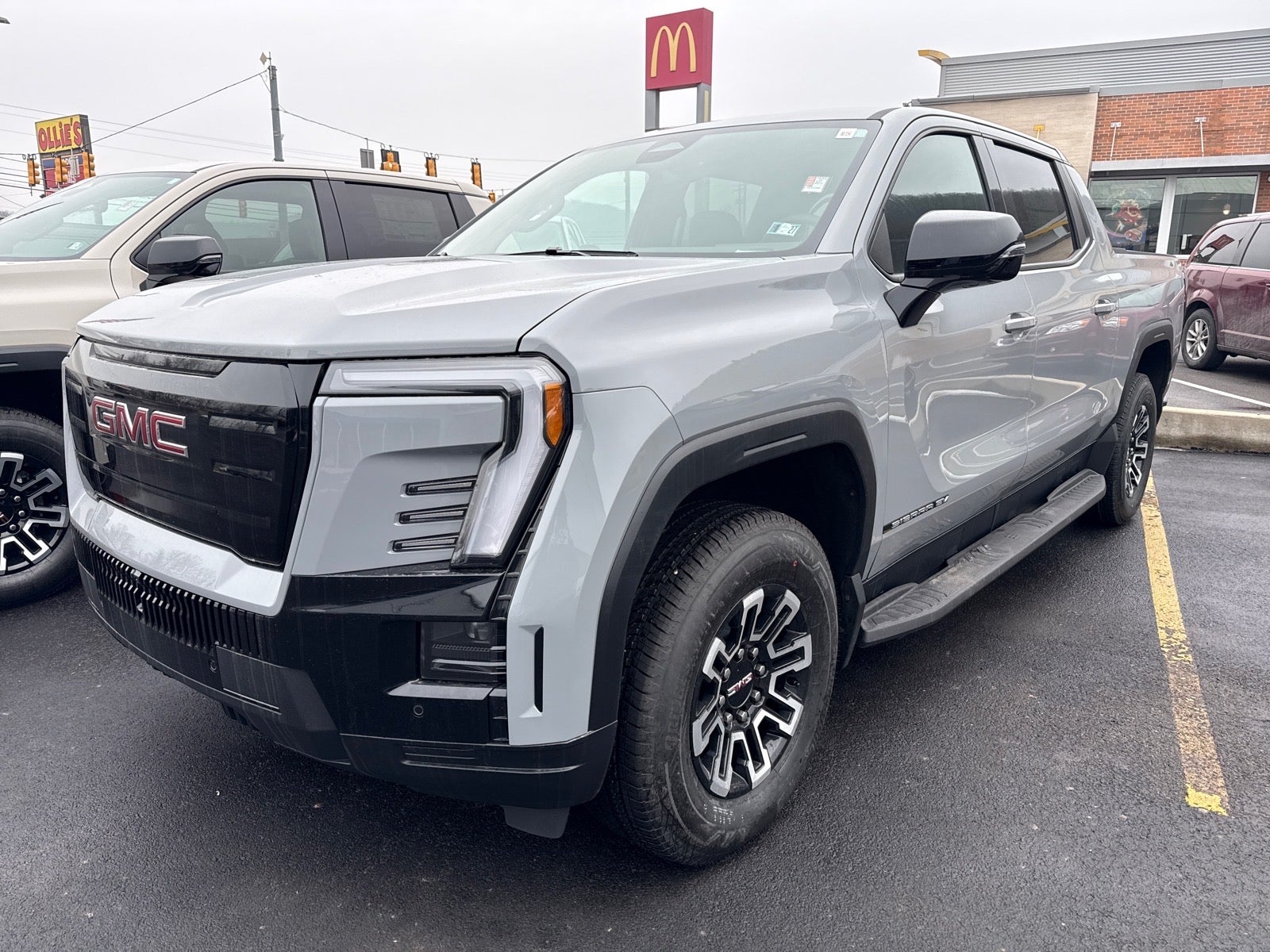 2026 GMC Sierra EV Elevation Crew Cab (Extended Range) e4WD
