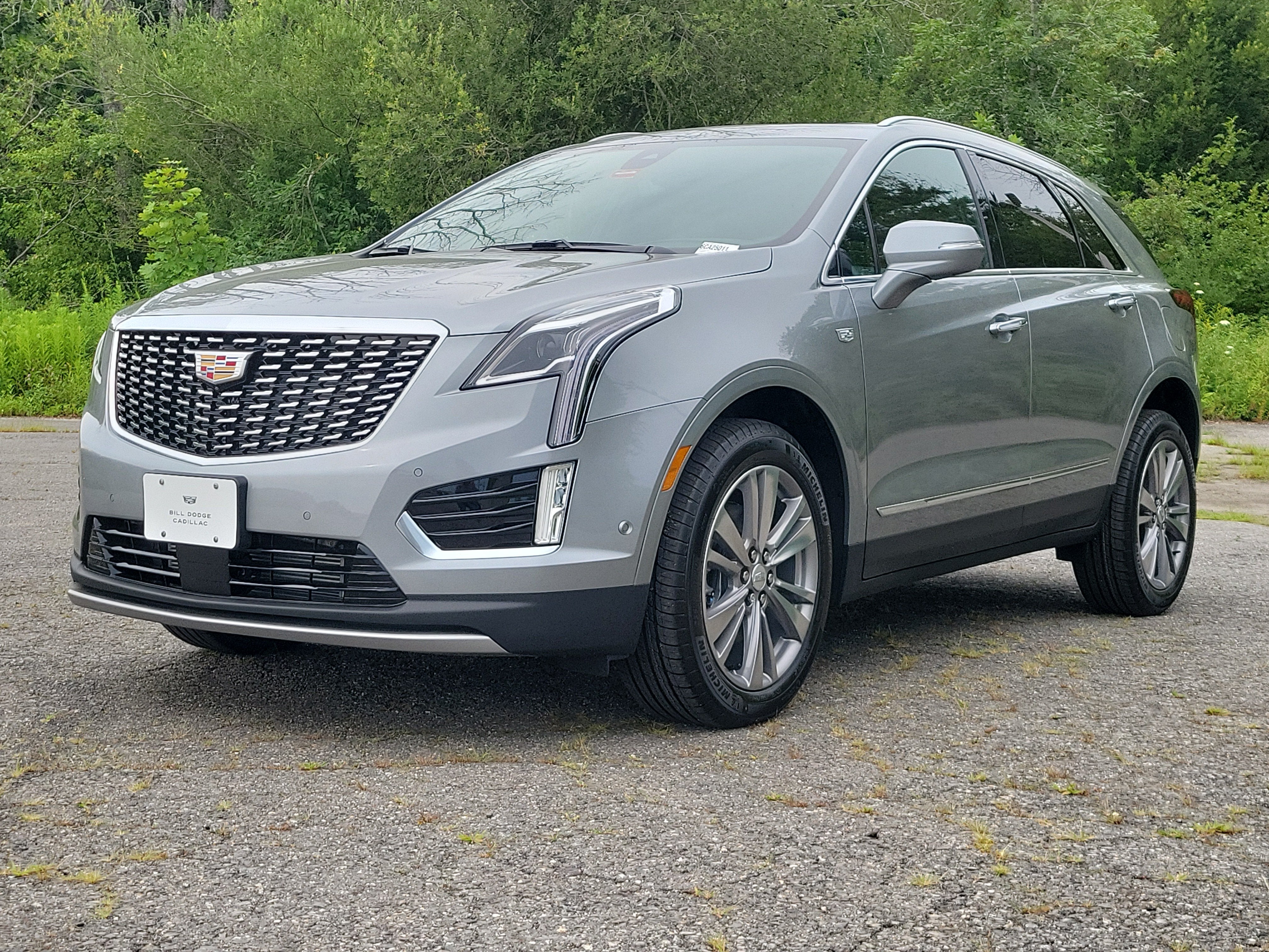 Argent Silver Metallic 2026 Cadillac XT5 SUV / Crossover Four-Wheel Drive Automatic