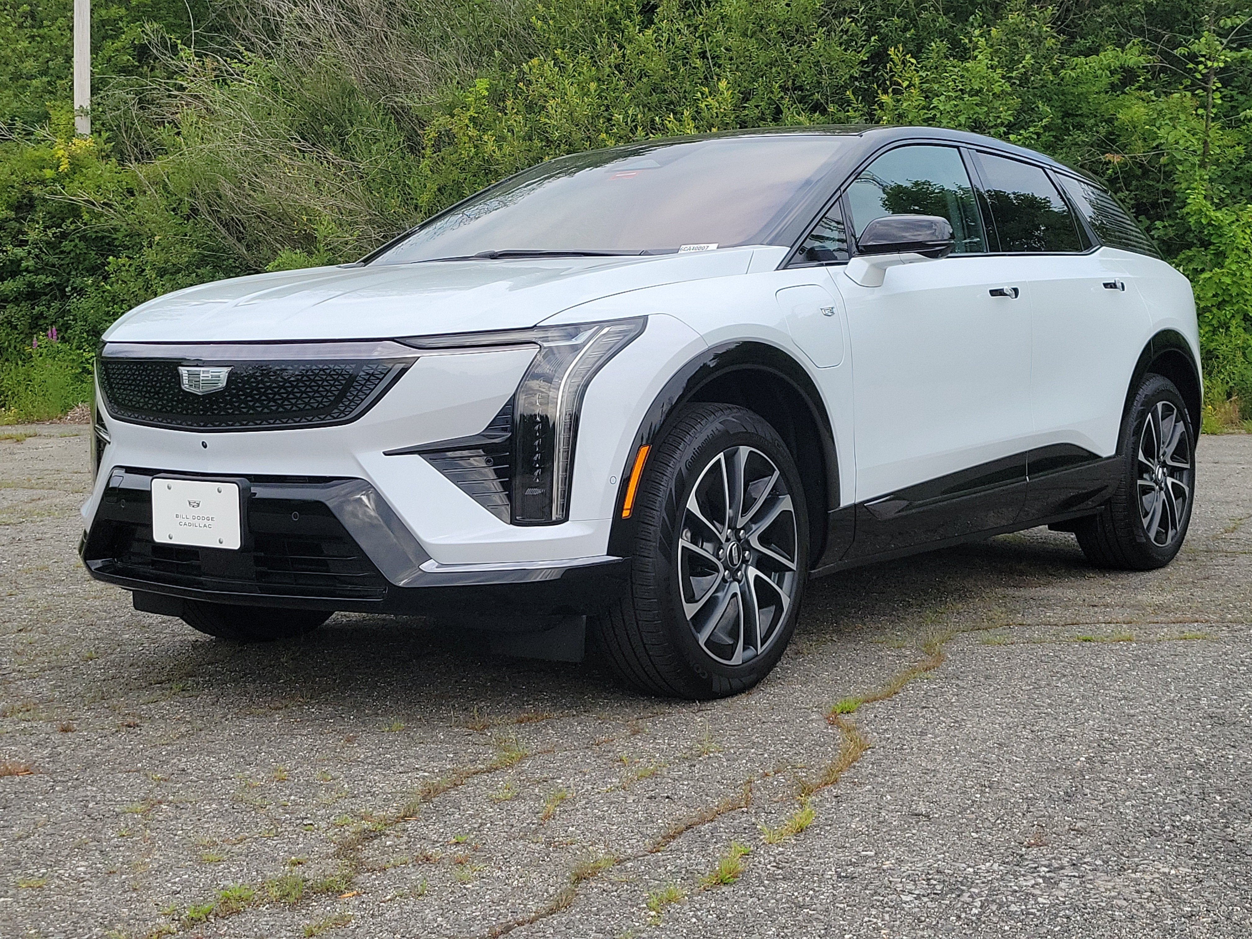 Vibrant White Tricoat 2026 Cadillac OPTIQ SUV / Crossover All-Wheel Drive Automatic