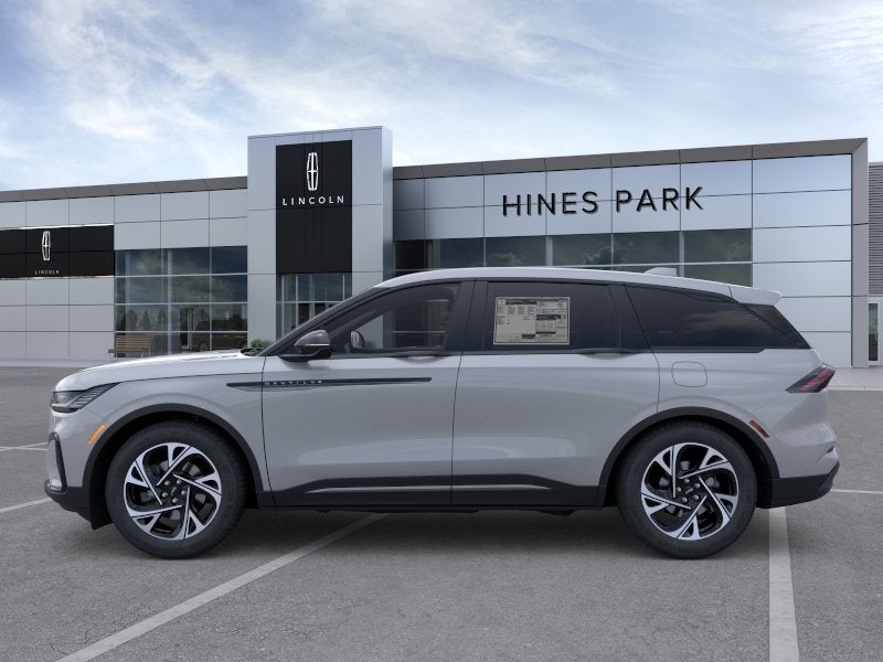View vehicle photo 3