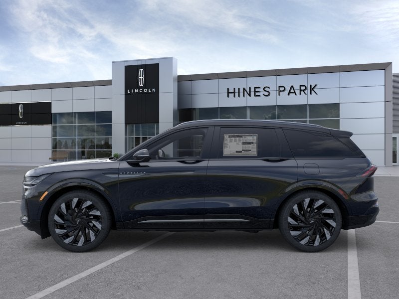 View vehicle photo 3