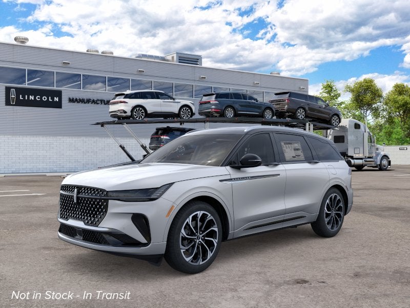 Silver Radiance Metallic Clearcoat 2026 Lincoln Nautilus SUV / Crossover All-Wheel Drive Automatic