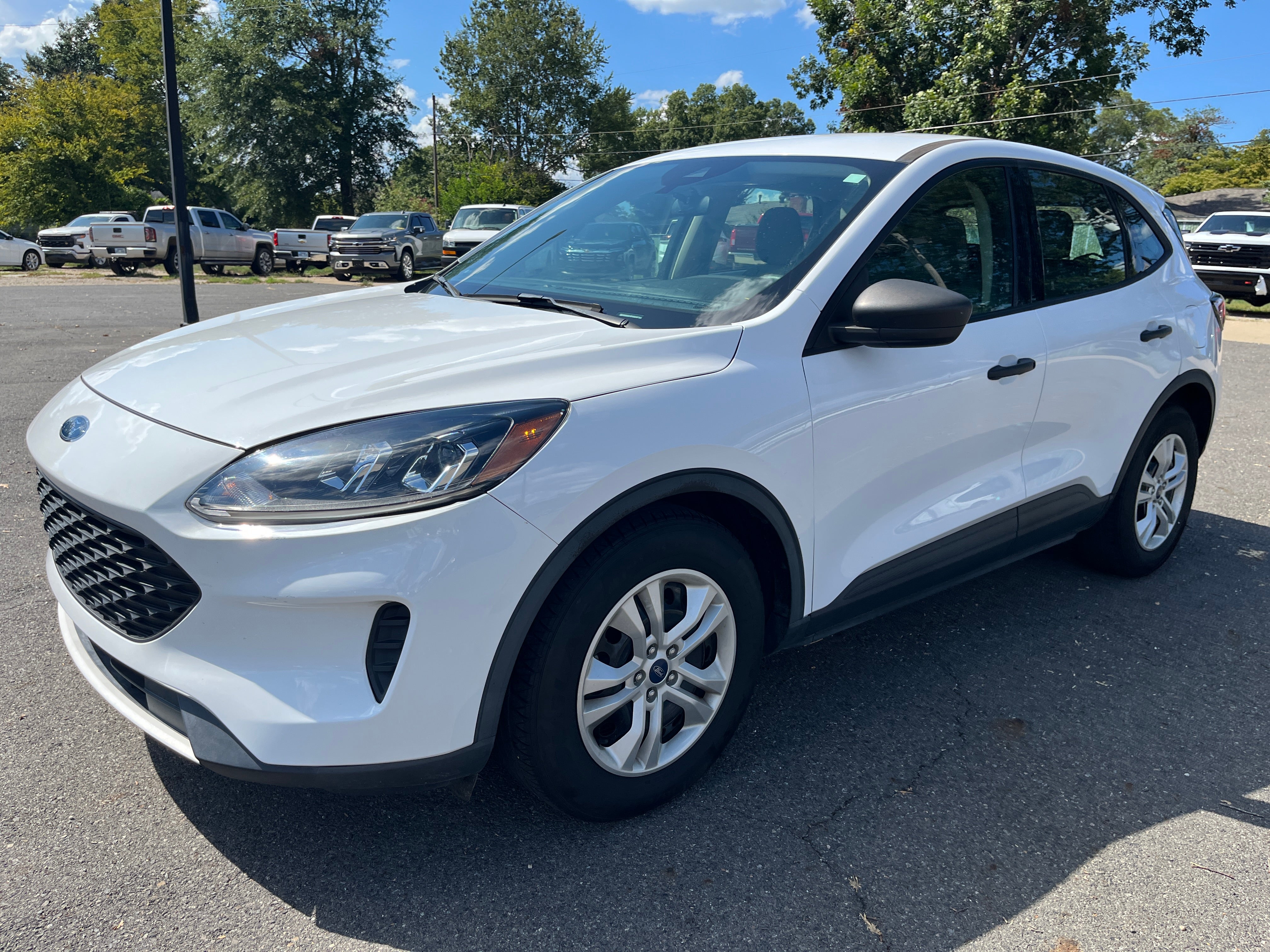 Oxford Whi 2020 Ford Escape SUV / Crossover Front-Wheel Drive Automatic