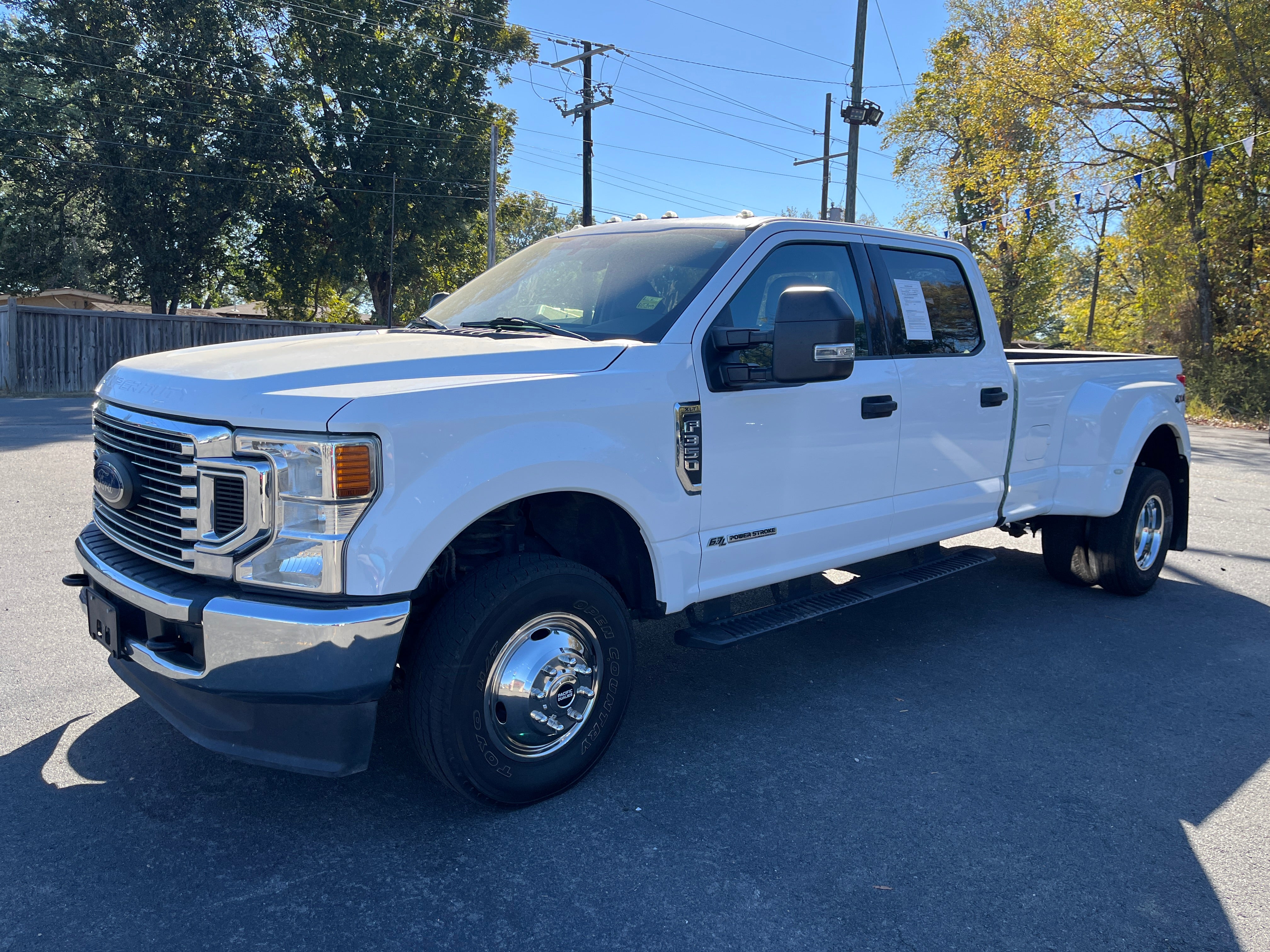 Oxford Whi 2022 Ford F-350 Super Duty Pickup Truck Four-Wheel Drive Automatic