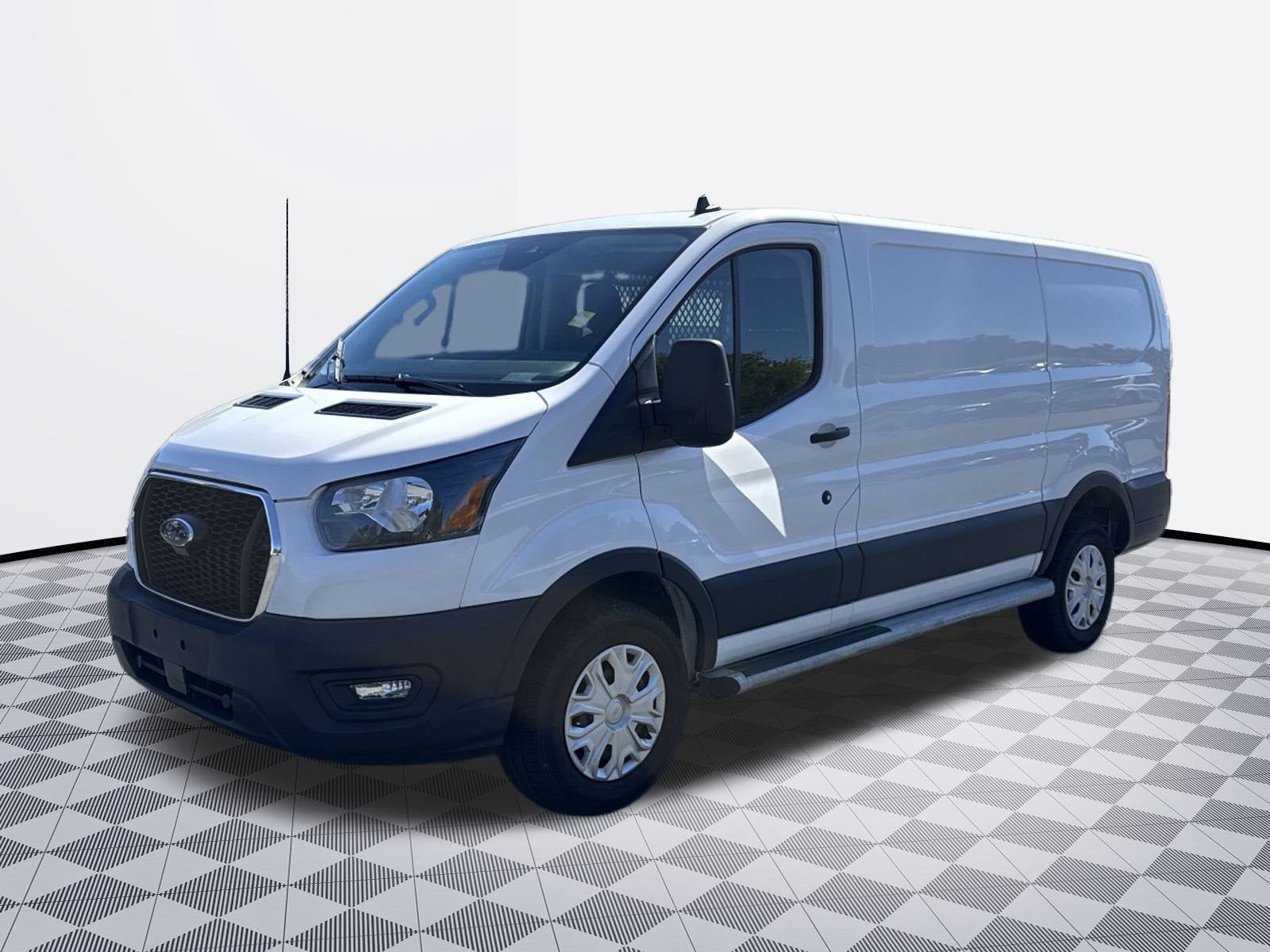 2024 Ford Transit Cargo 250 Low Roof LB RWD