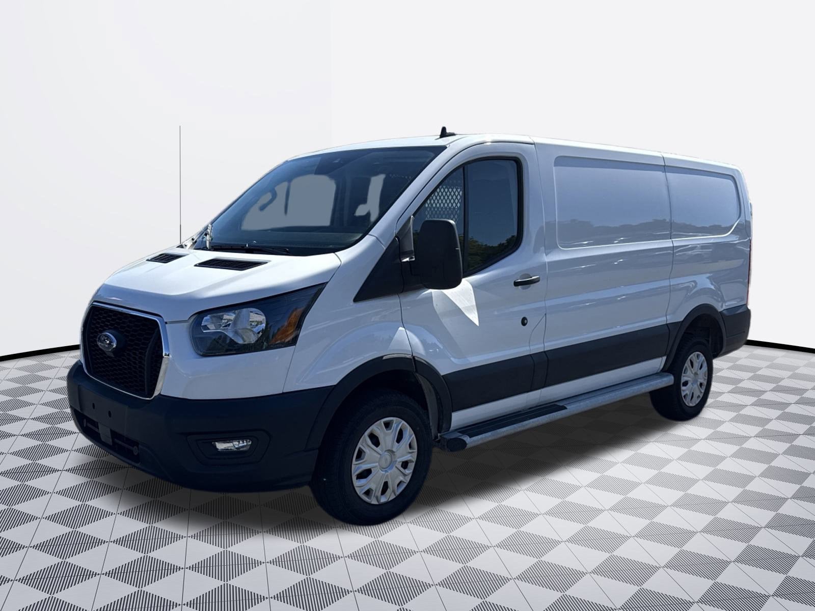  2024 Ford Transit Cargo 250 Low Roof LB RWD   