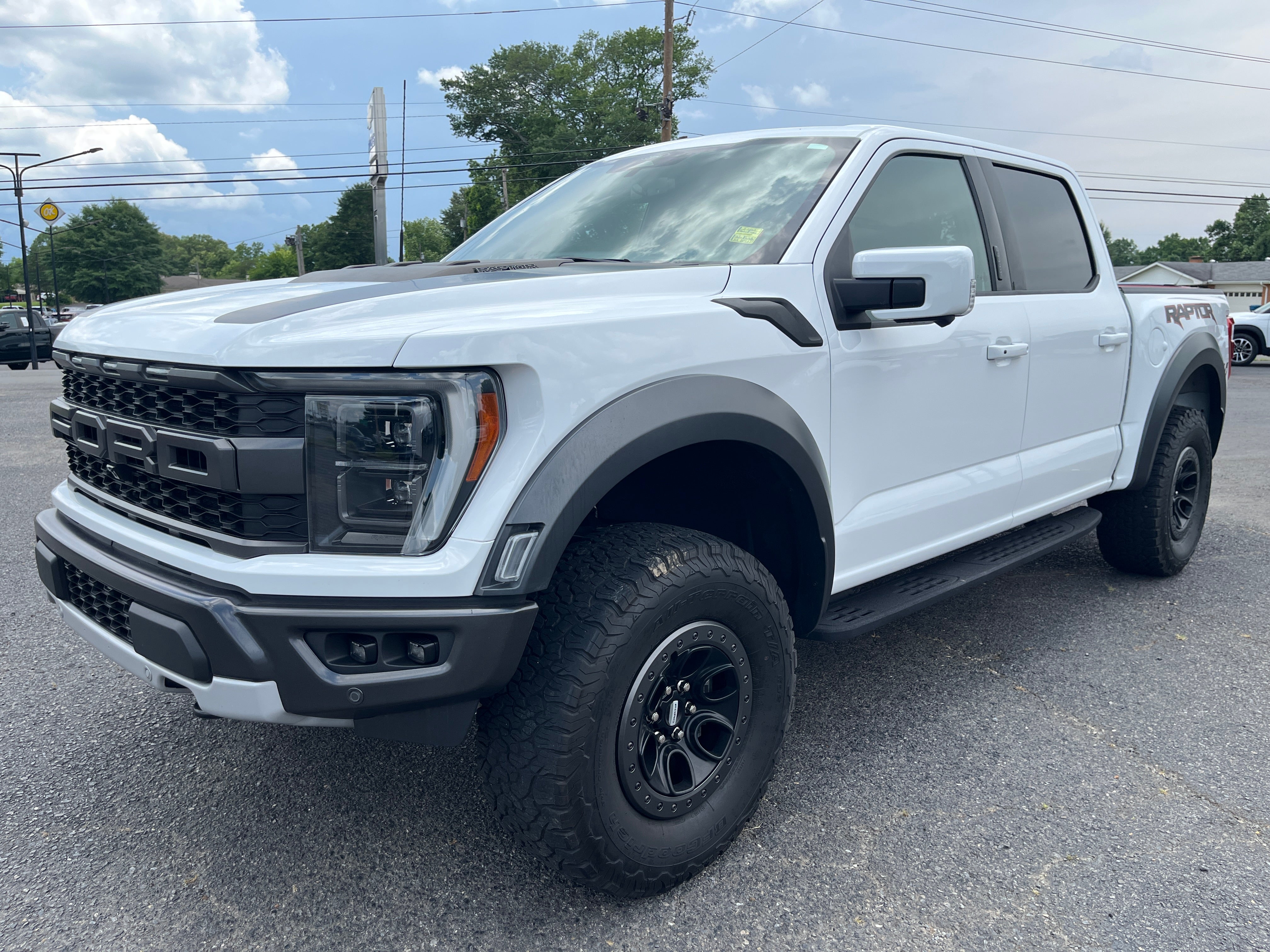  2022 Ford F-150 Raptor SuperCrew 4WD   