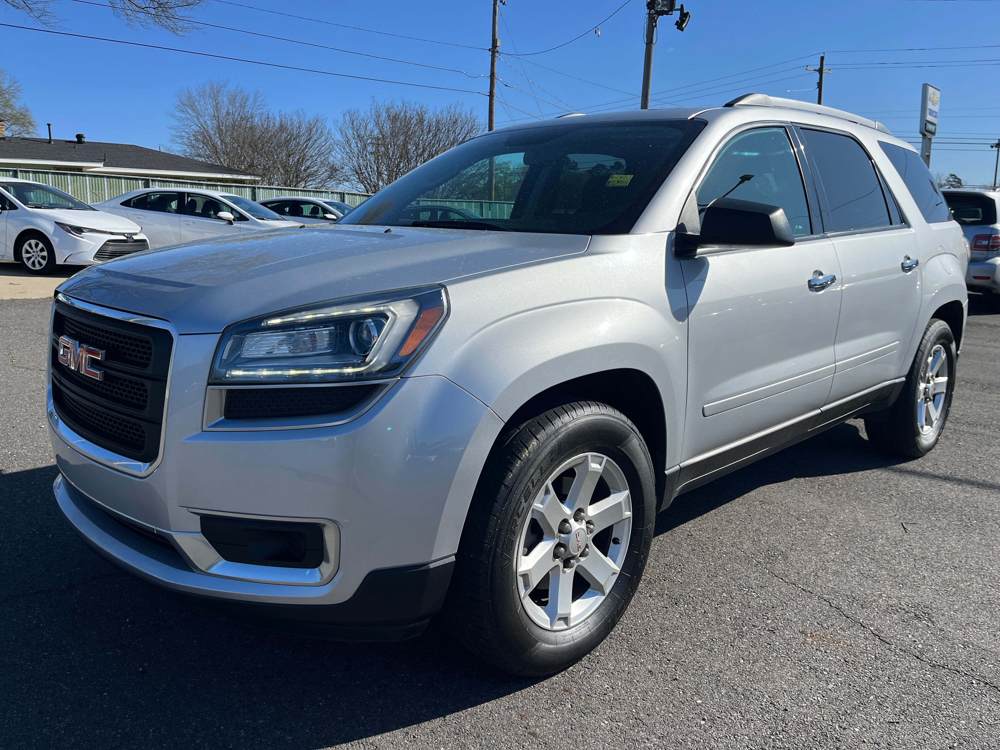 Quicksilver Metallic 2016 GMC Acadia SLE-2 FWD SUV / Crossover Front-Wheel Drive Automatic