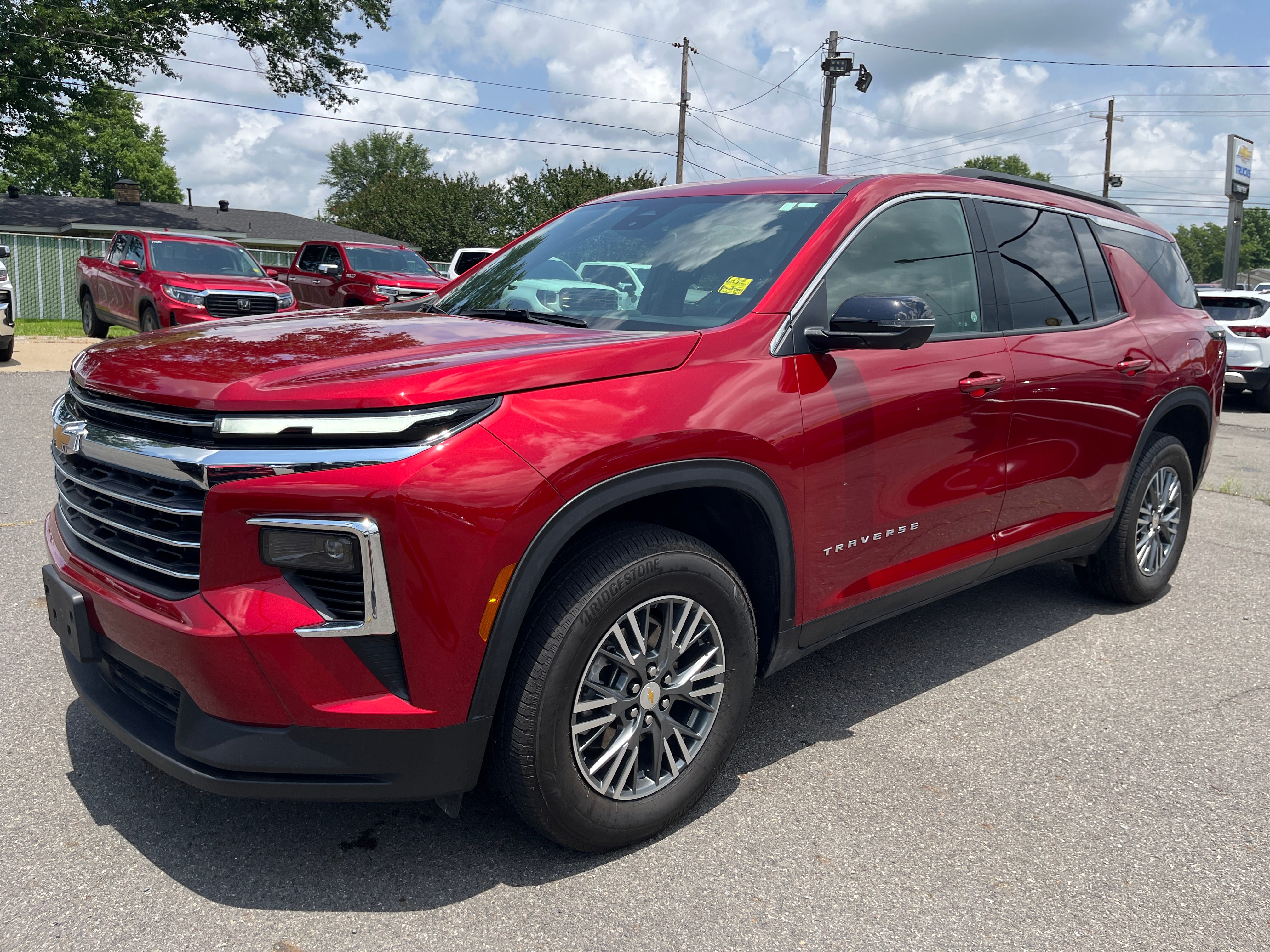 Radiant Red Tintcoat 2024 Chevrolet Traverse SUV / Crossover Four-Wheel Drive Automatic
