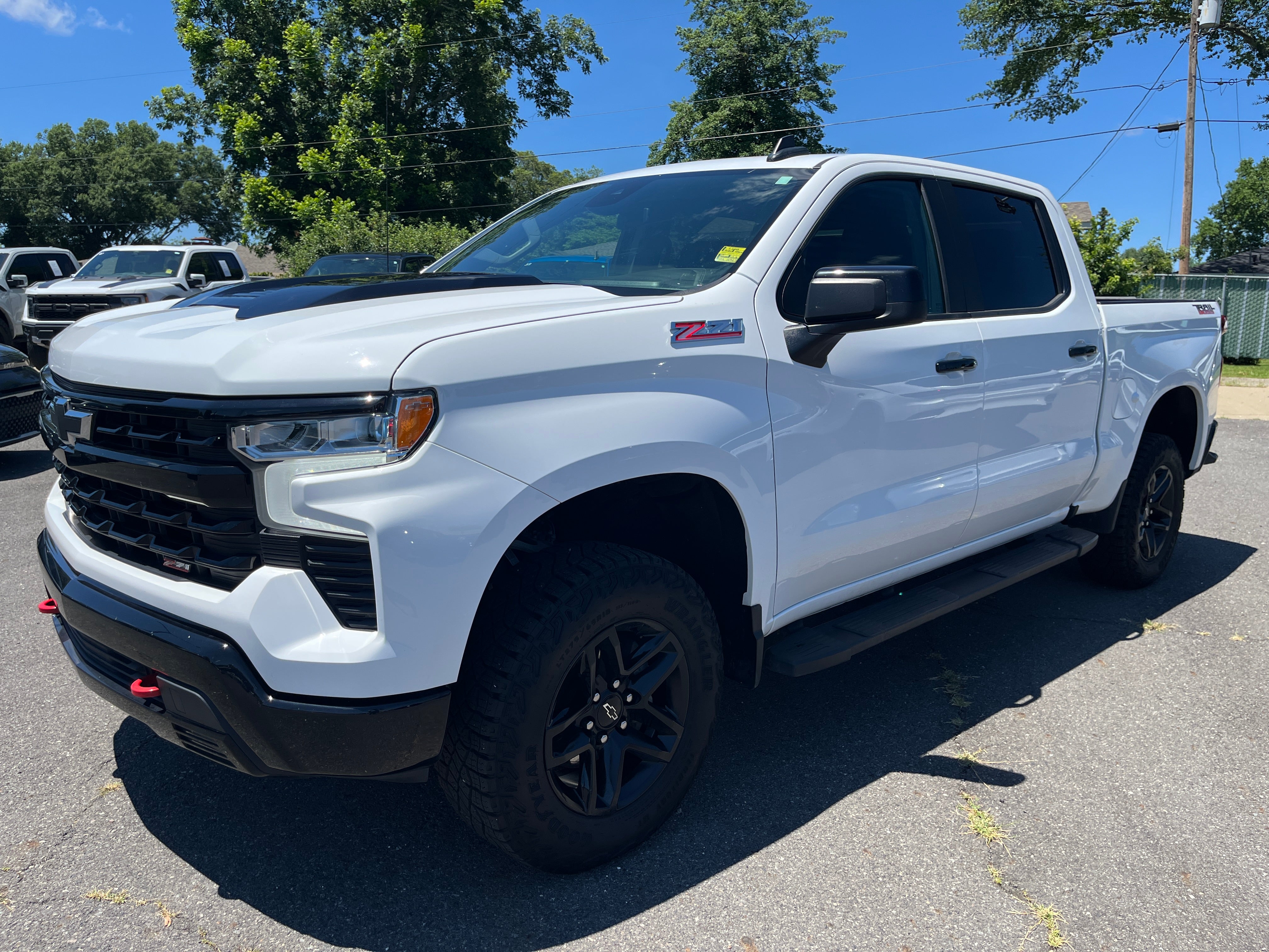  2024 Chevrolet Silverado 1500 LT Trail Boss Crew Cab 4WD   
