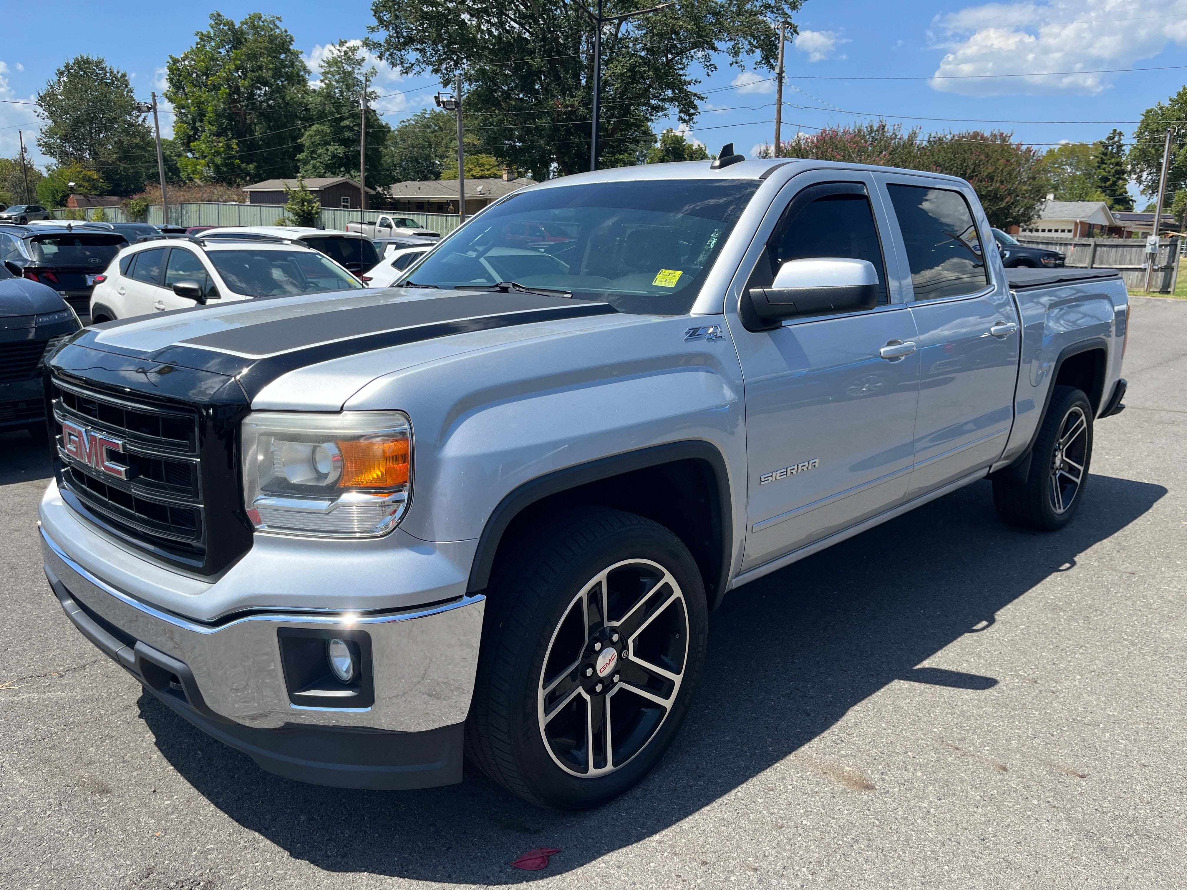  2015 GMC Sierra 1500 SLE Crew Cab 4WD   