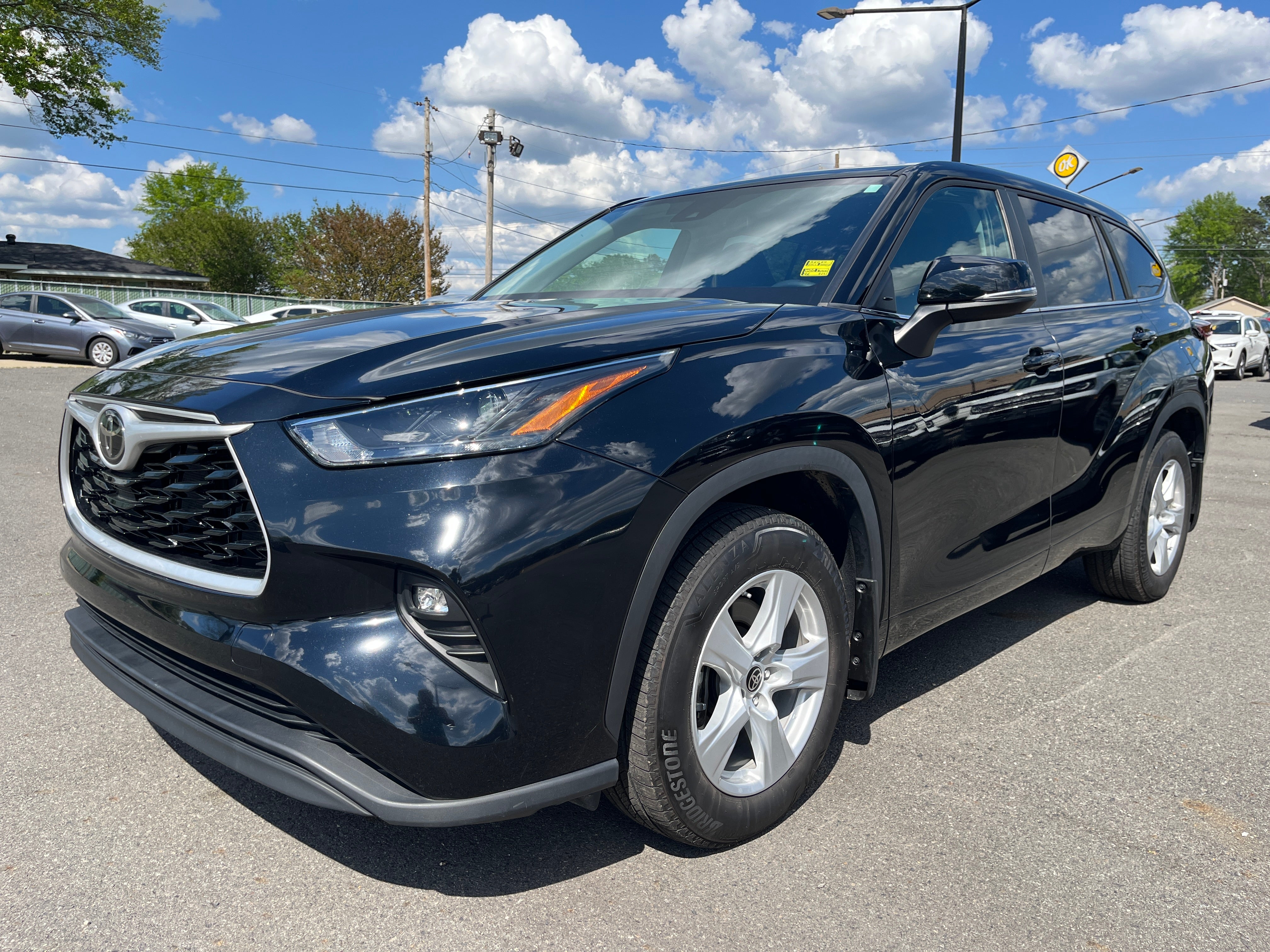 Black 2024 Toyota Highlander SUV / Crossover All-Wheel Drive Automatic