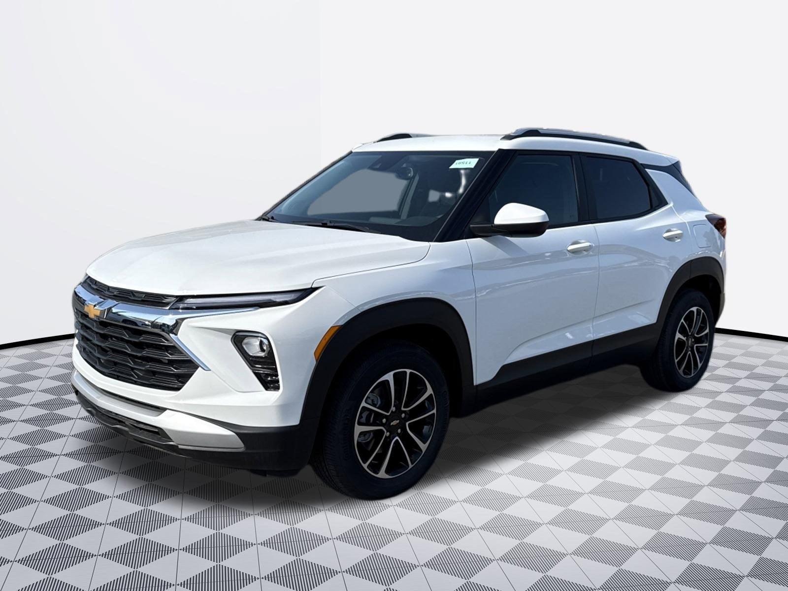 Summit White 2025 Chevrolet Trailblazer LT FWD SUV / Crossover Front-Wheel Drive Automatic