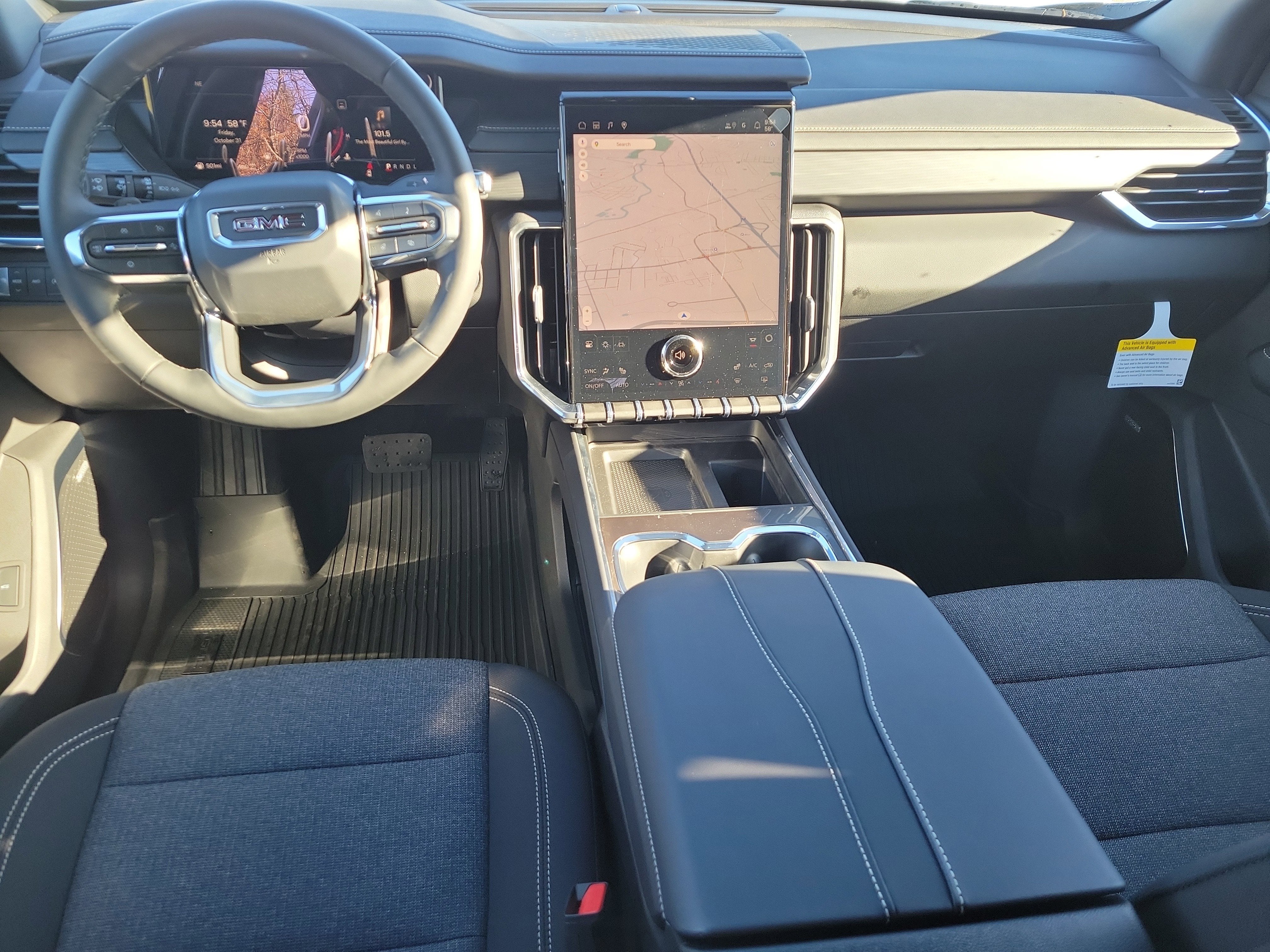 View vehicle photo 3