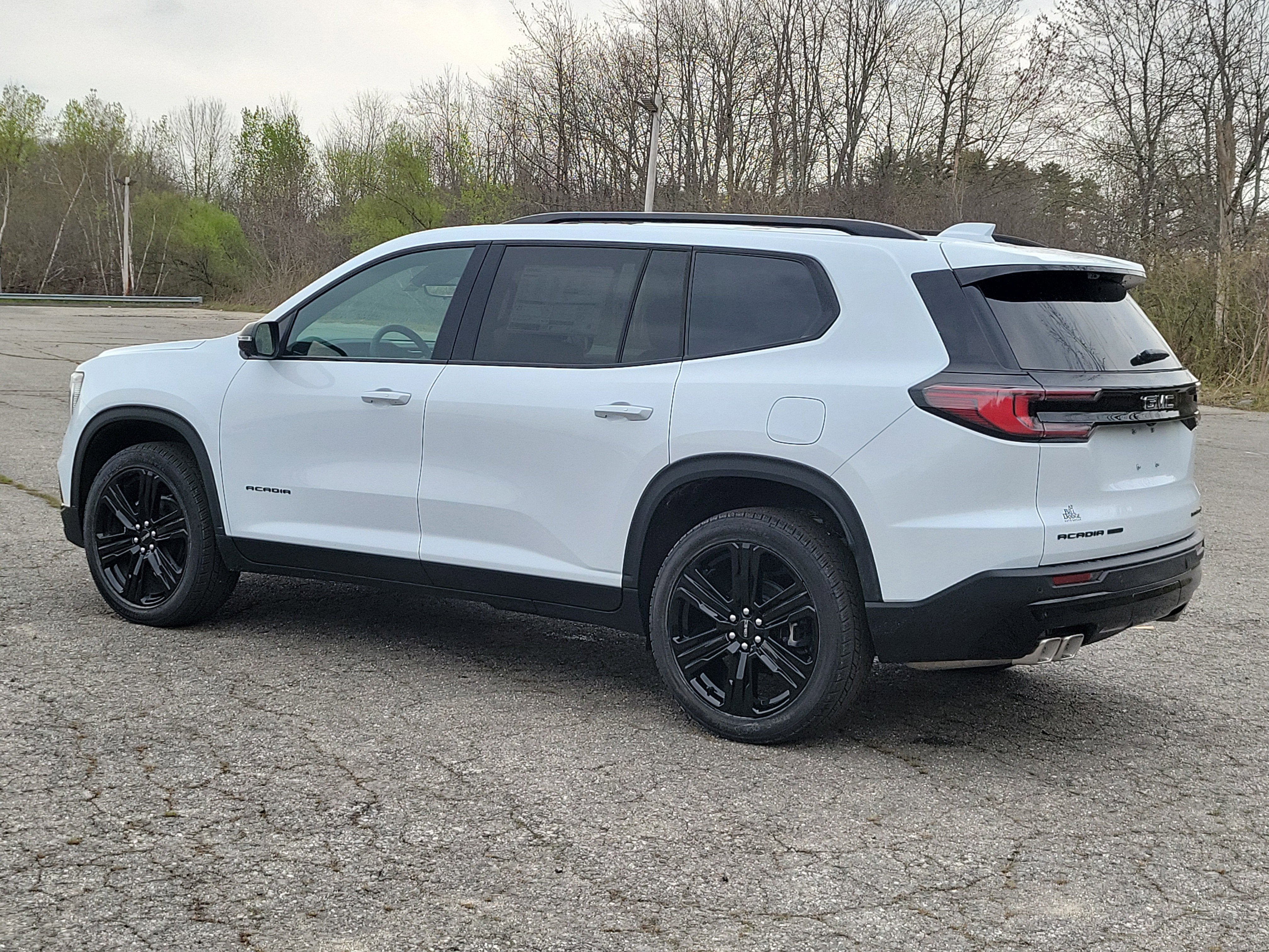 View vehicle photo 5