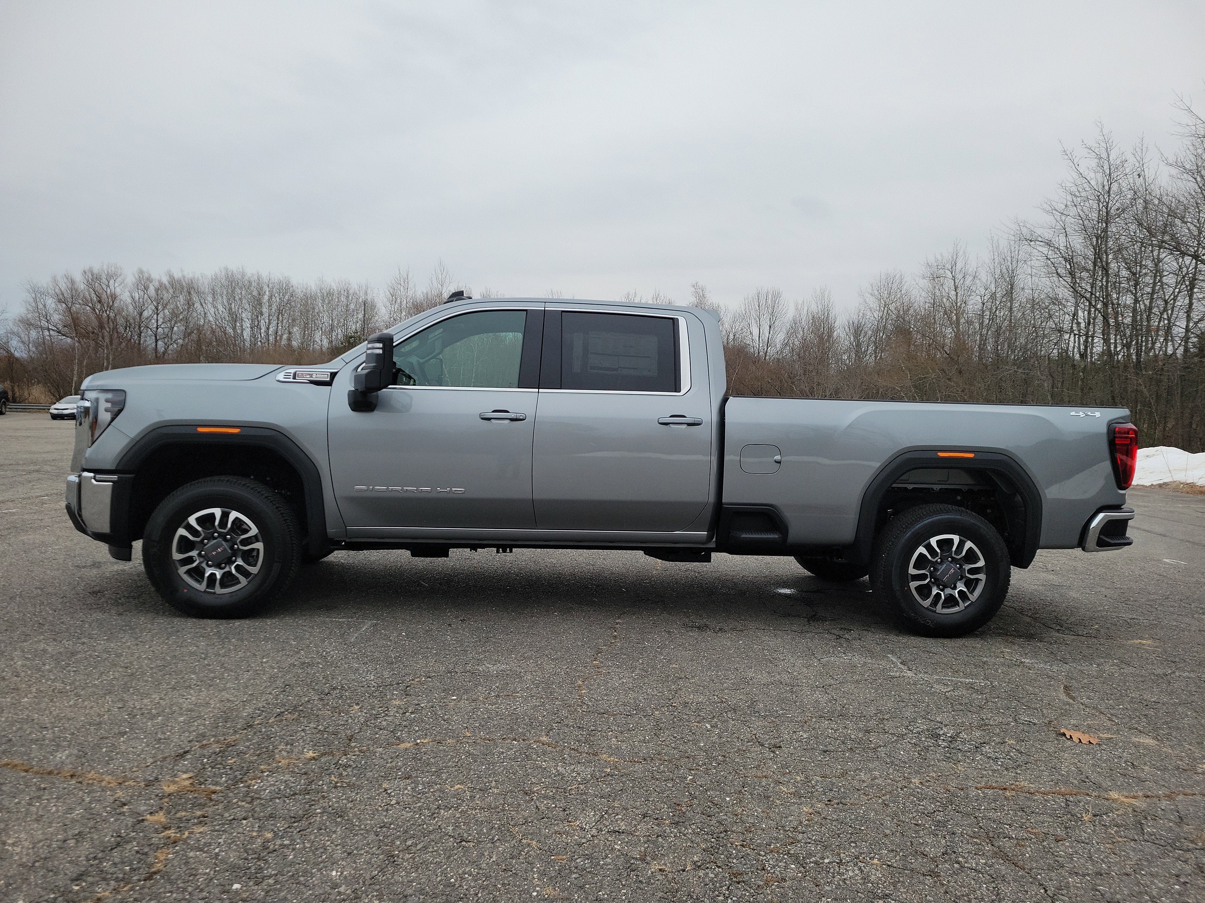 View vehicle photo 2