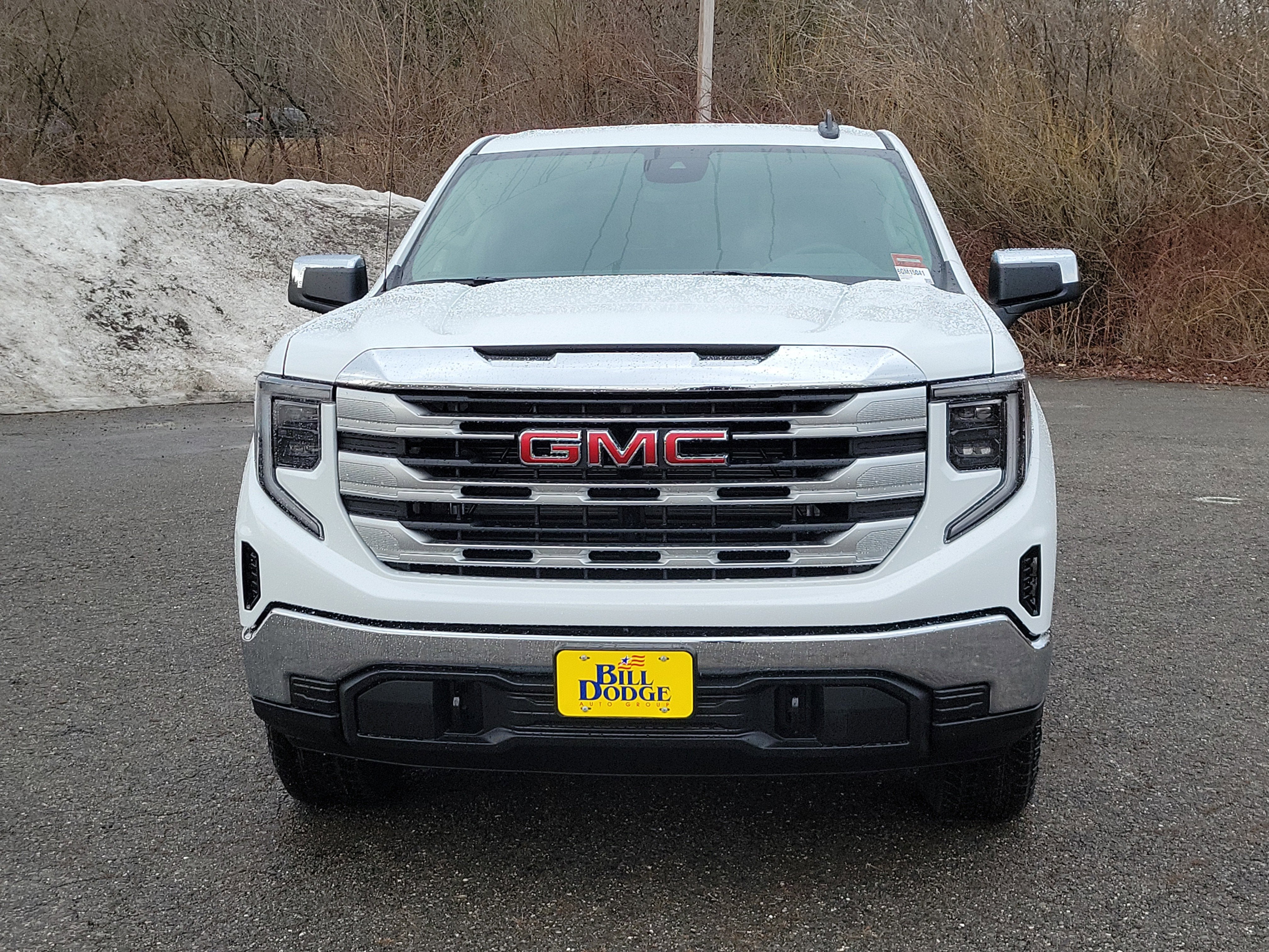 View vehicle photo 2