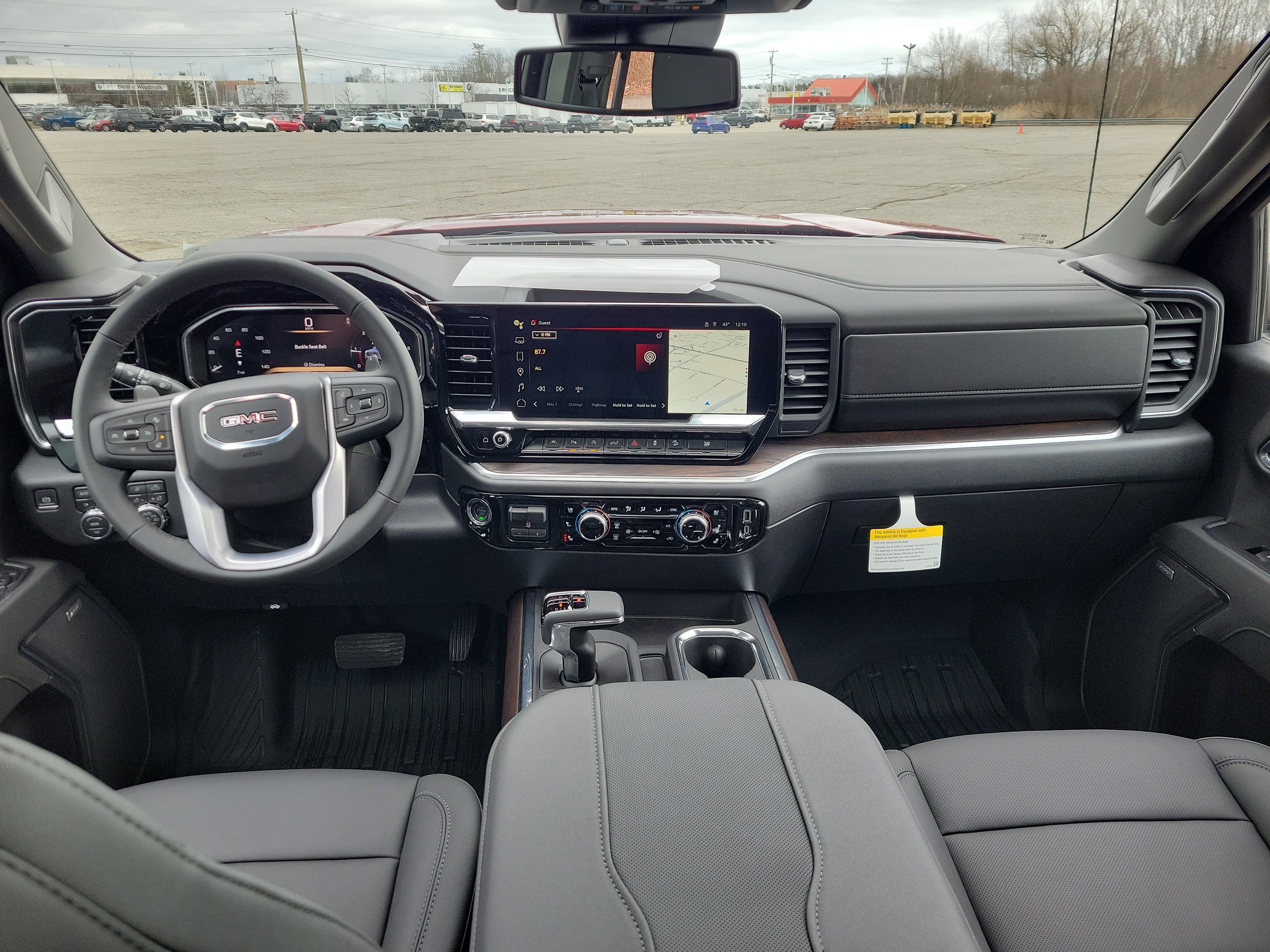 View vehicle photo 3