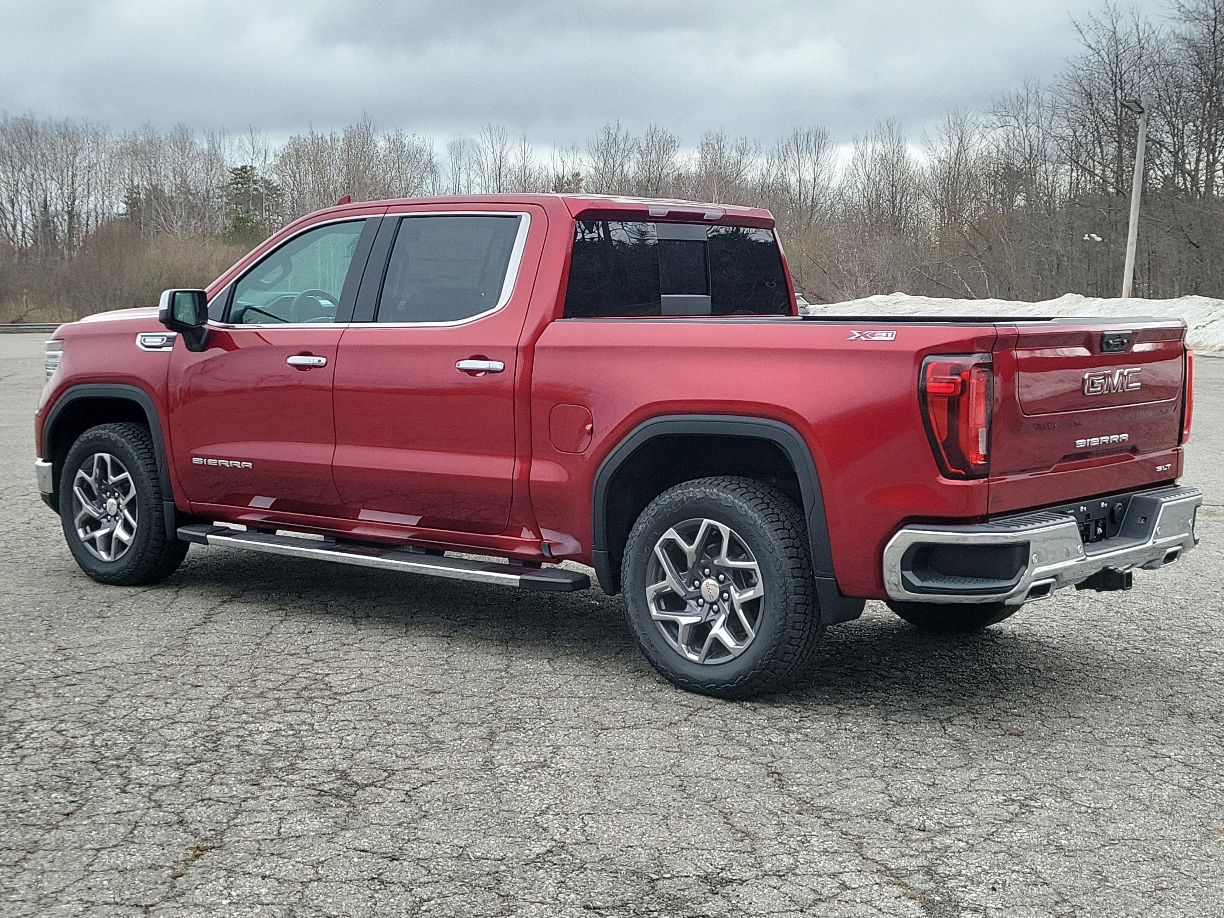 View vehicle photo 5