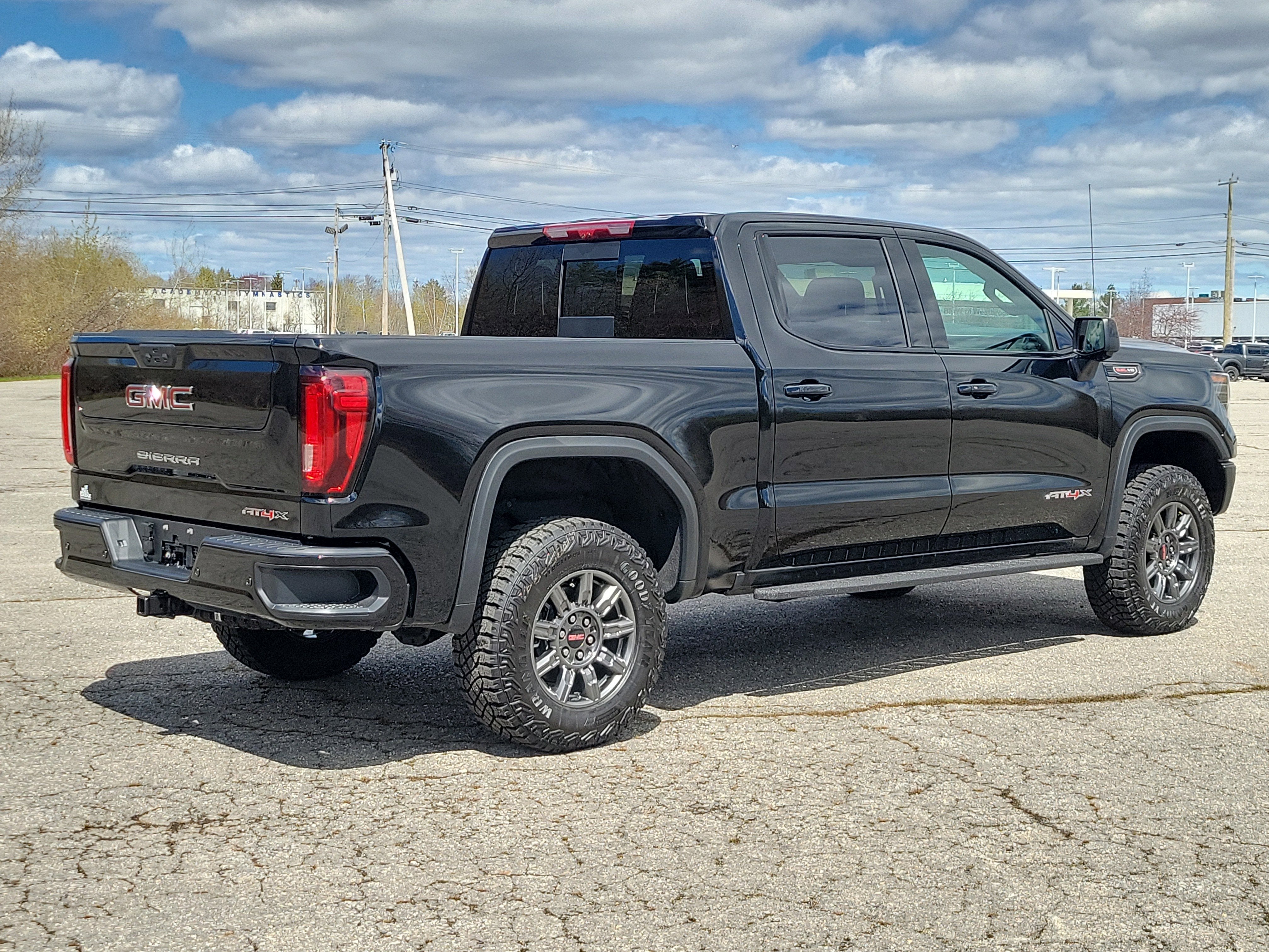 View vehicle photo 7