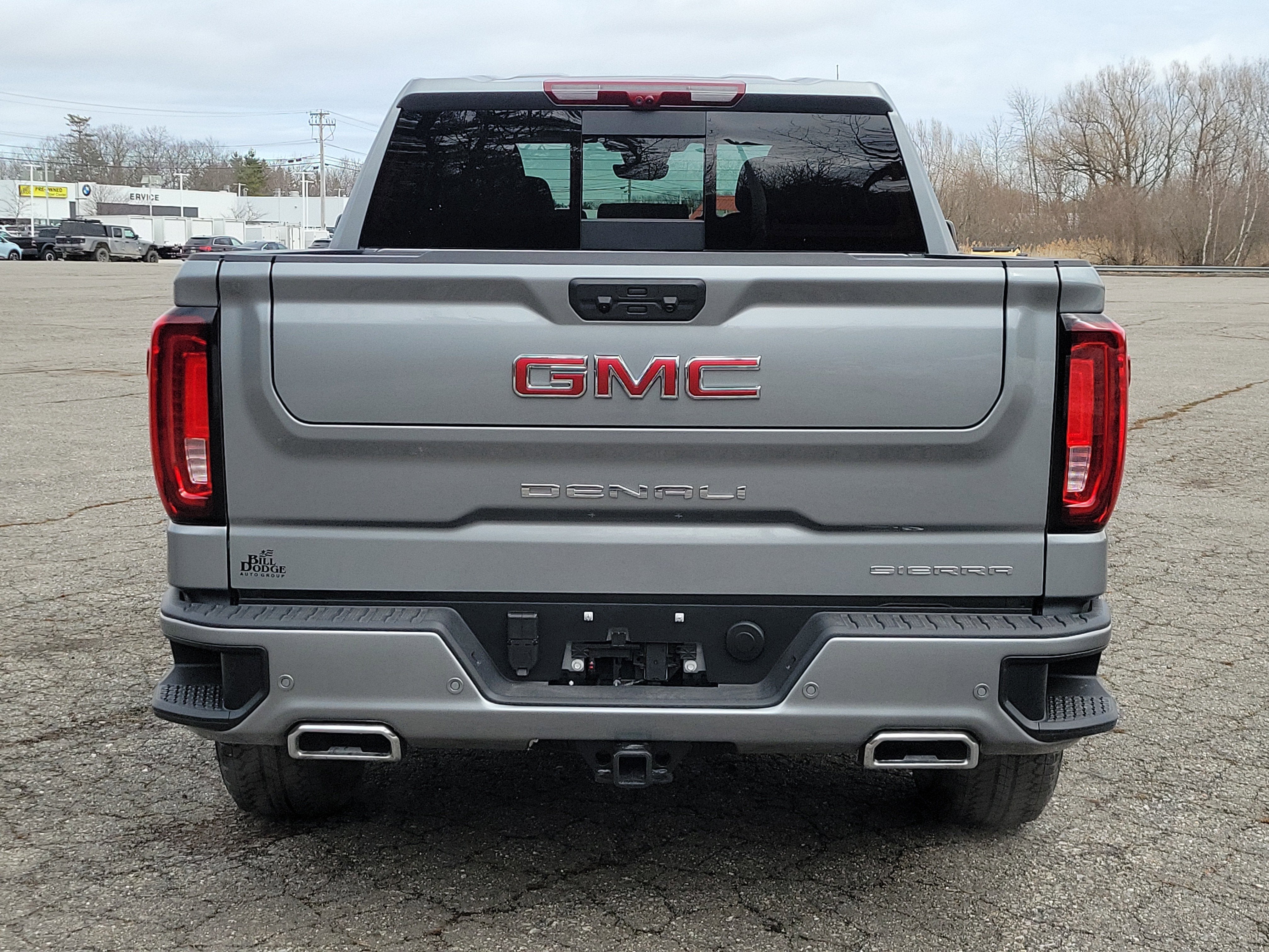 View vehicle photo 6