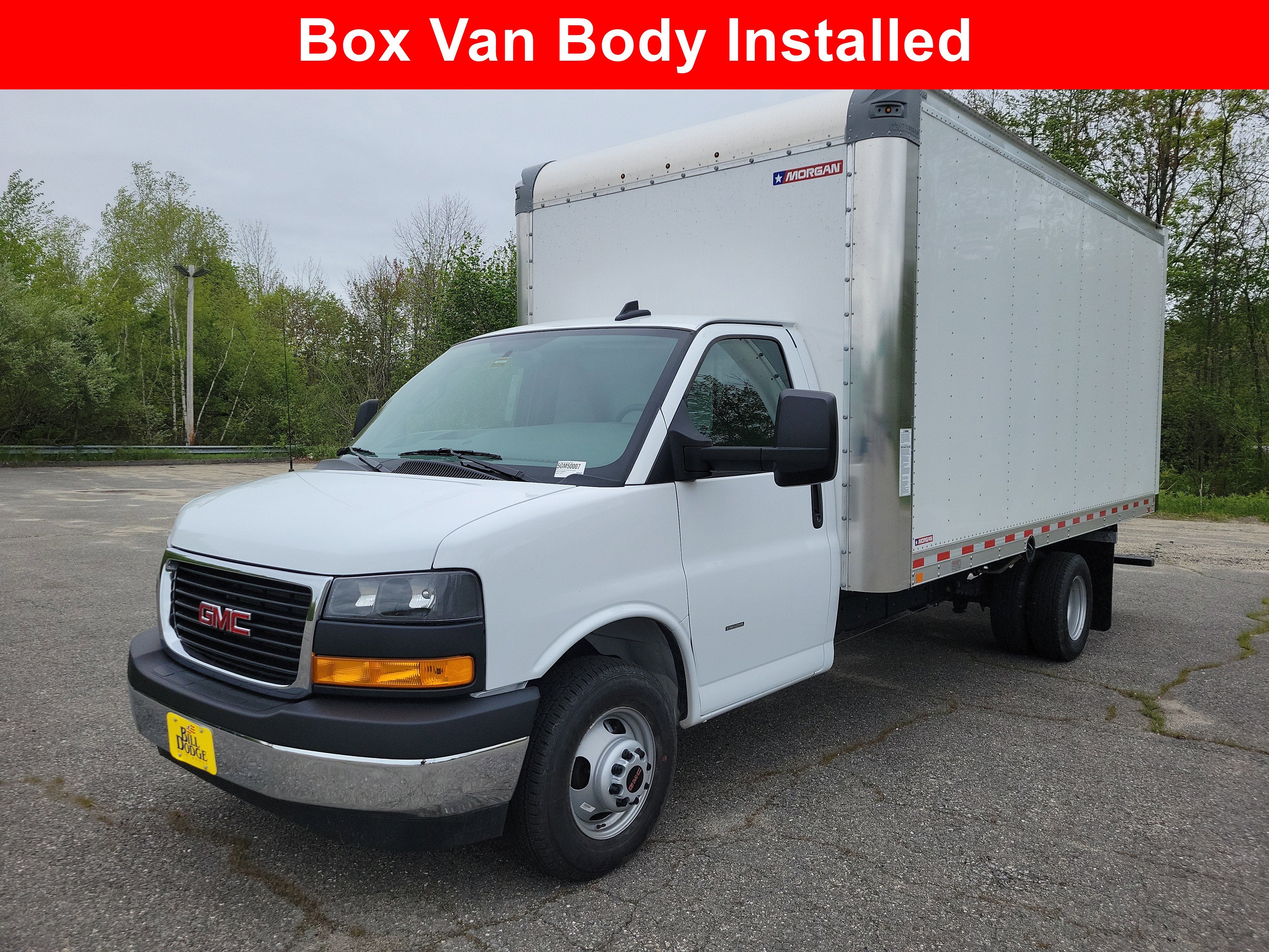 Summit White 2025 GMC Savana Chassis Van Rear-Wheel Drive Automatic