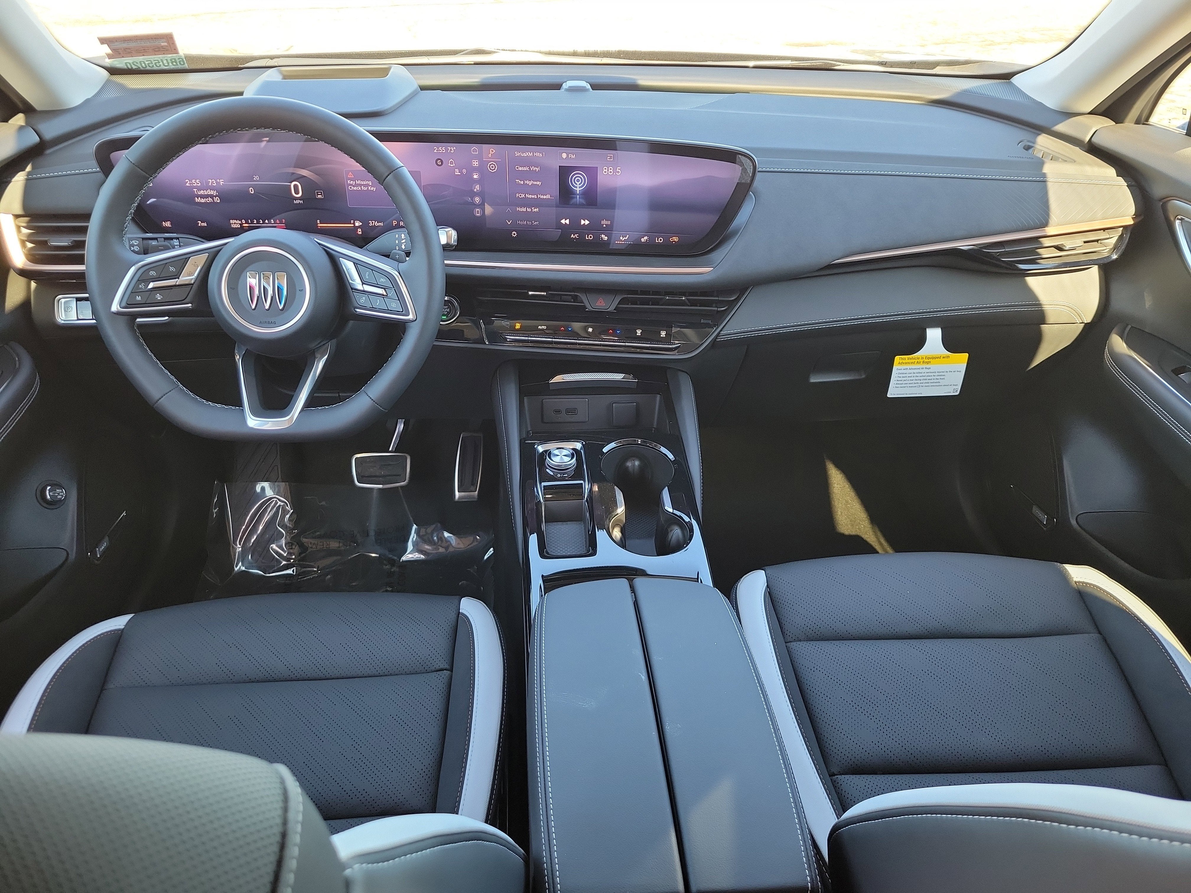 View vehicle photo 3